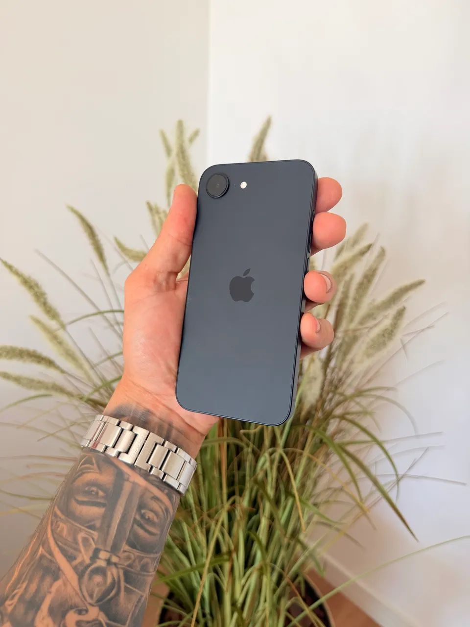 iPhone 16E 128GB Preto