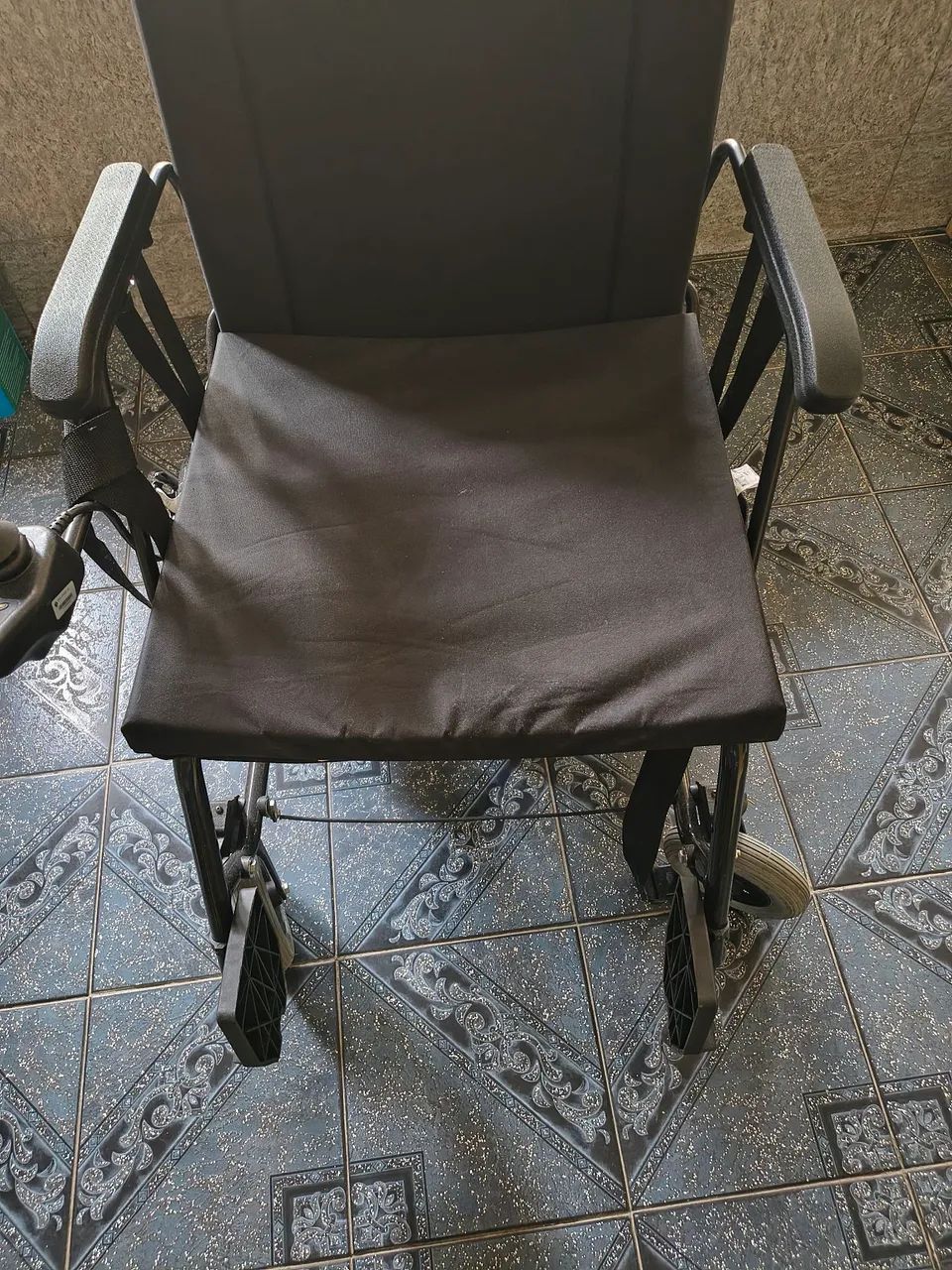 Cadeira de rodas  - Foto 2