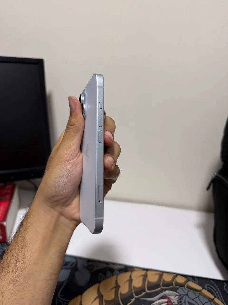 IPhone 15 - 256gb Excelente - Foto 3