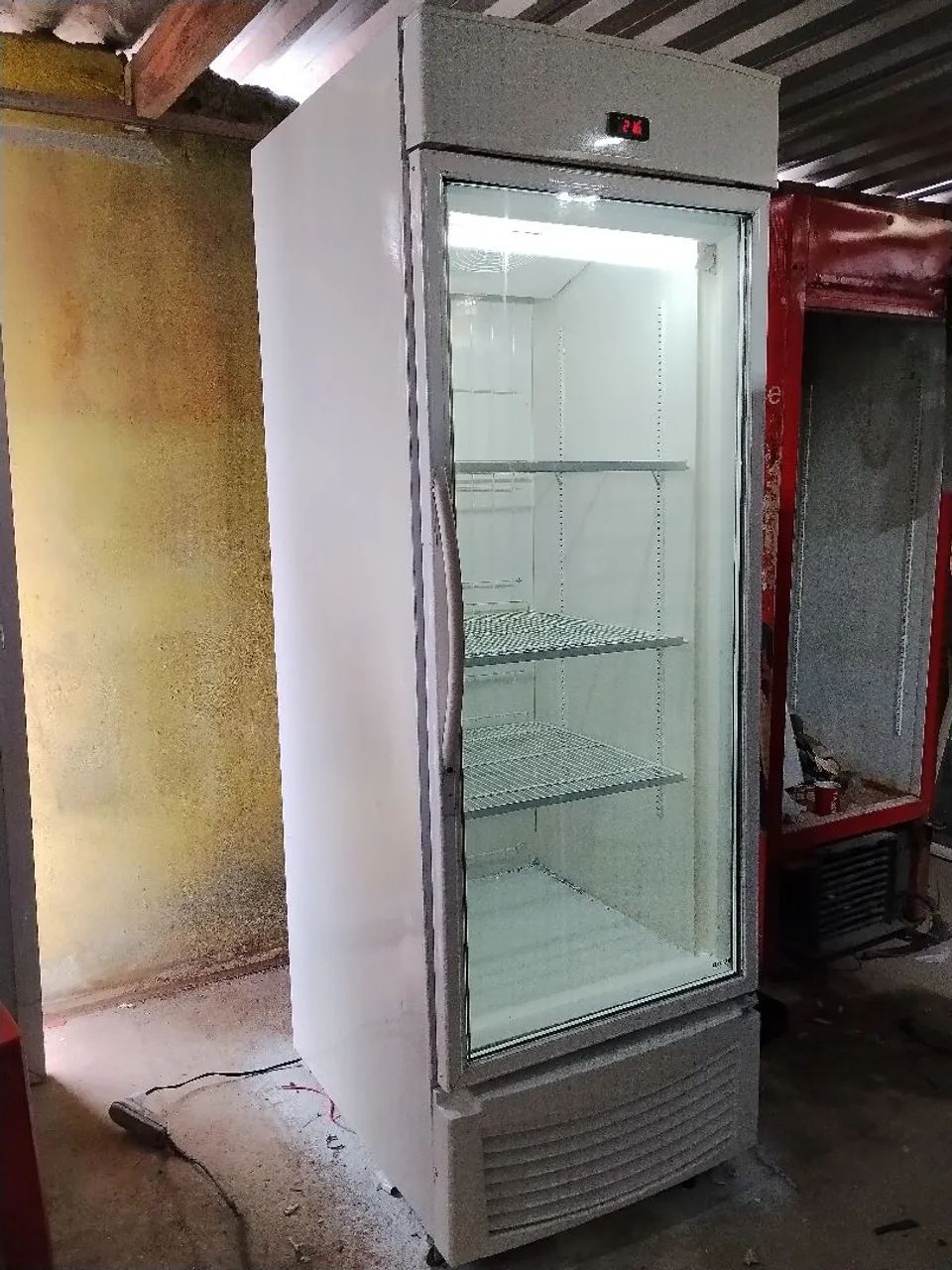 Freezer de congelamento e cervejeira