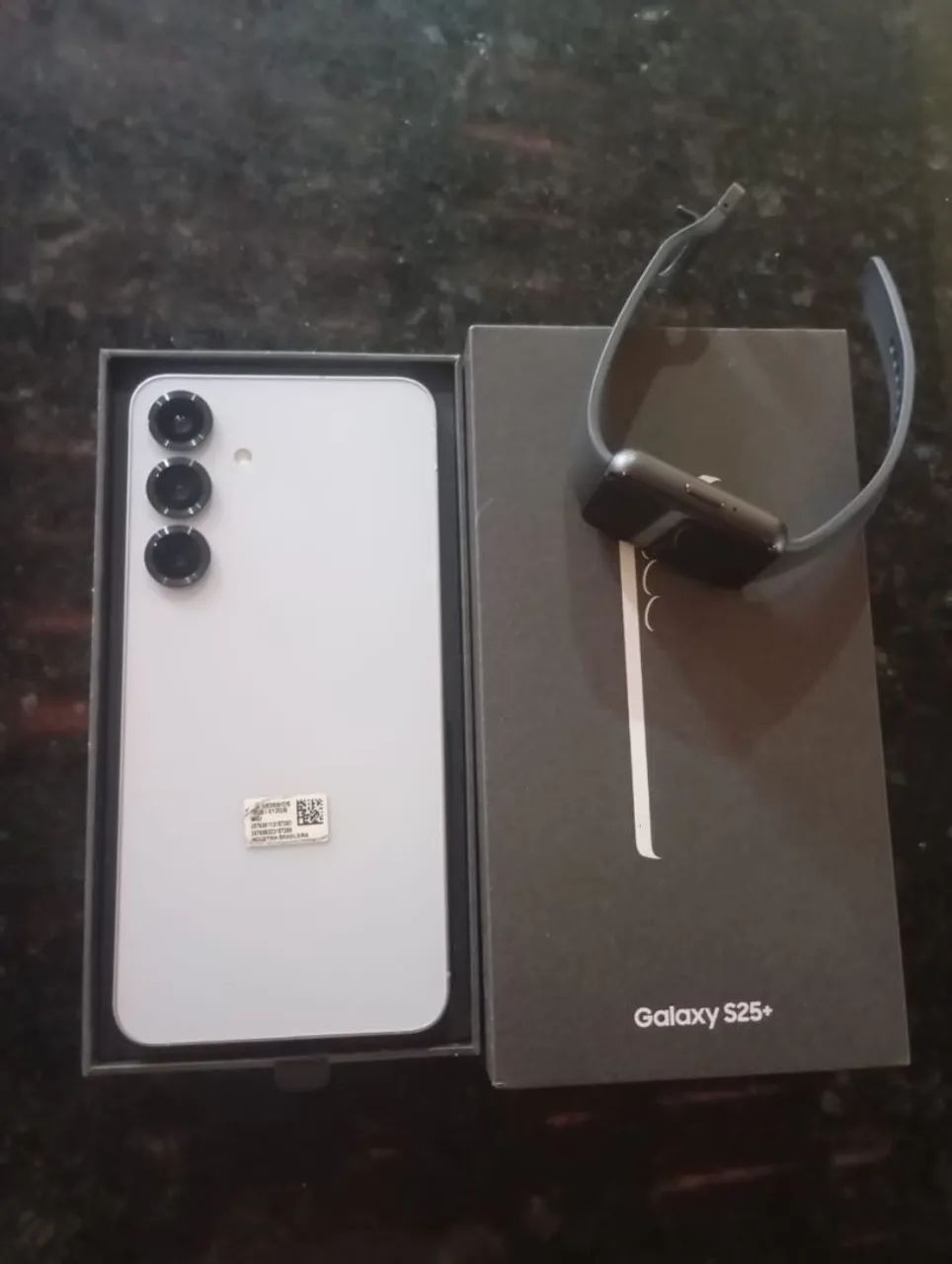 Samsung S25 Plus 512 GB 12 RAM todo original  - Foto 3