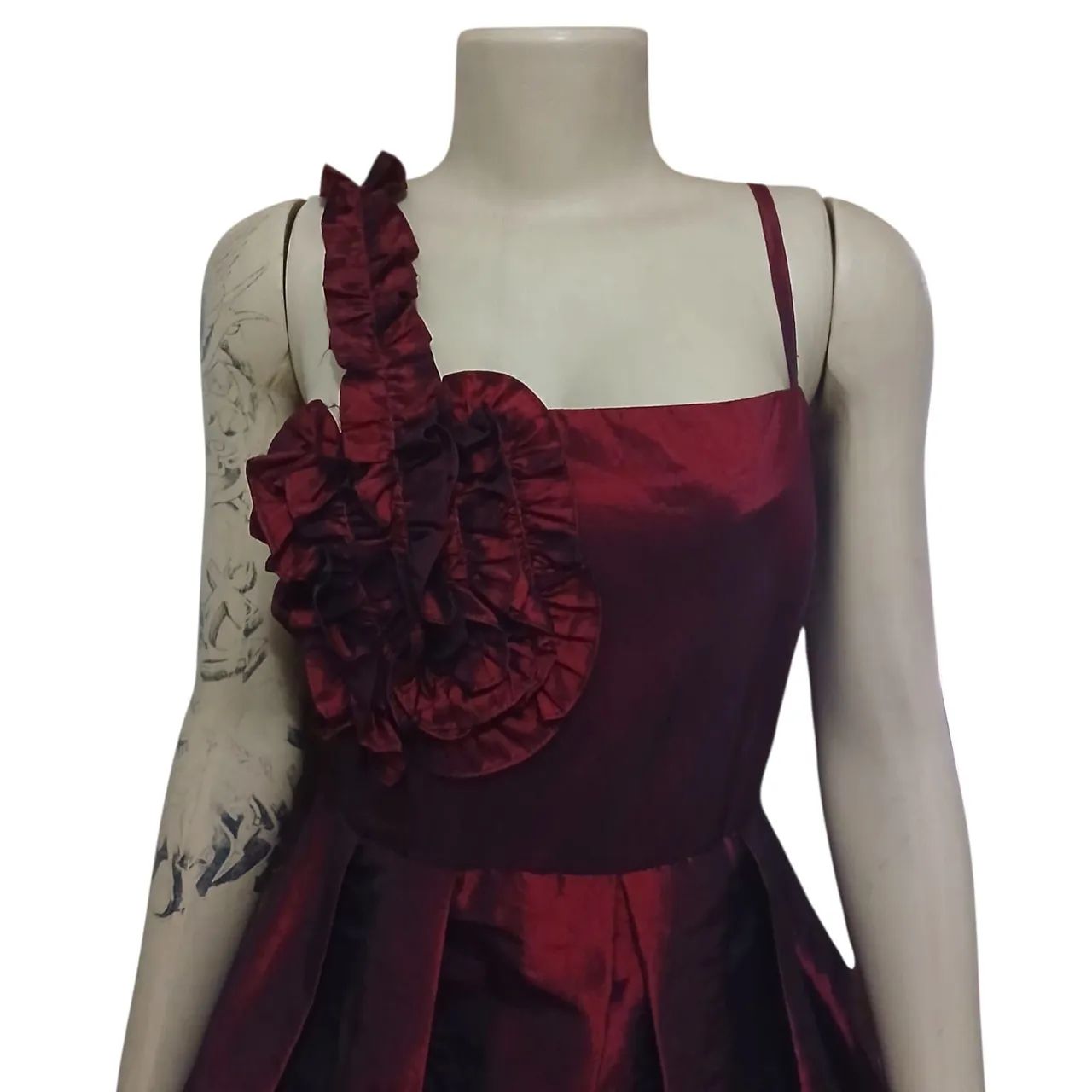 Vestido de festa vinho tam G cód 045 - Foto 3