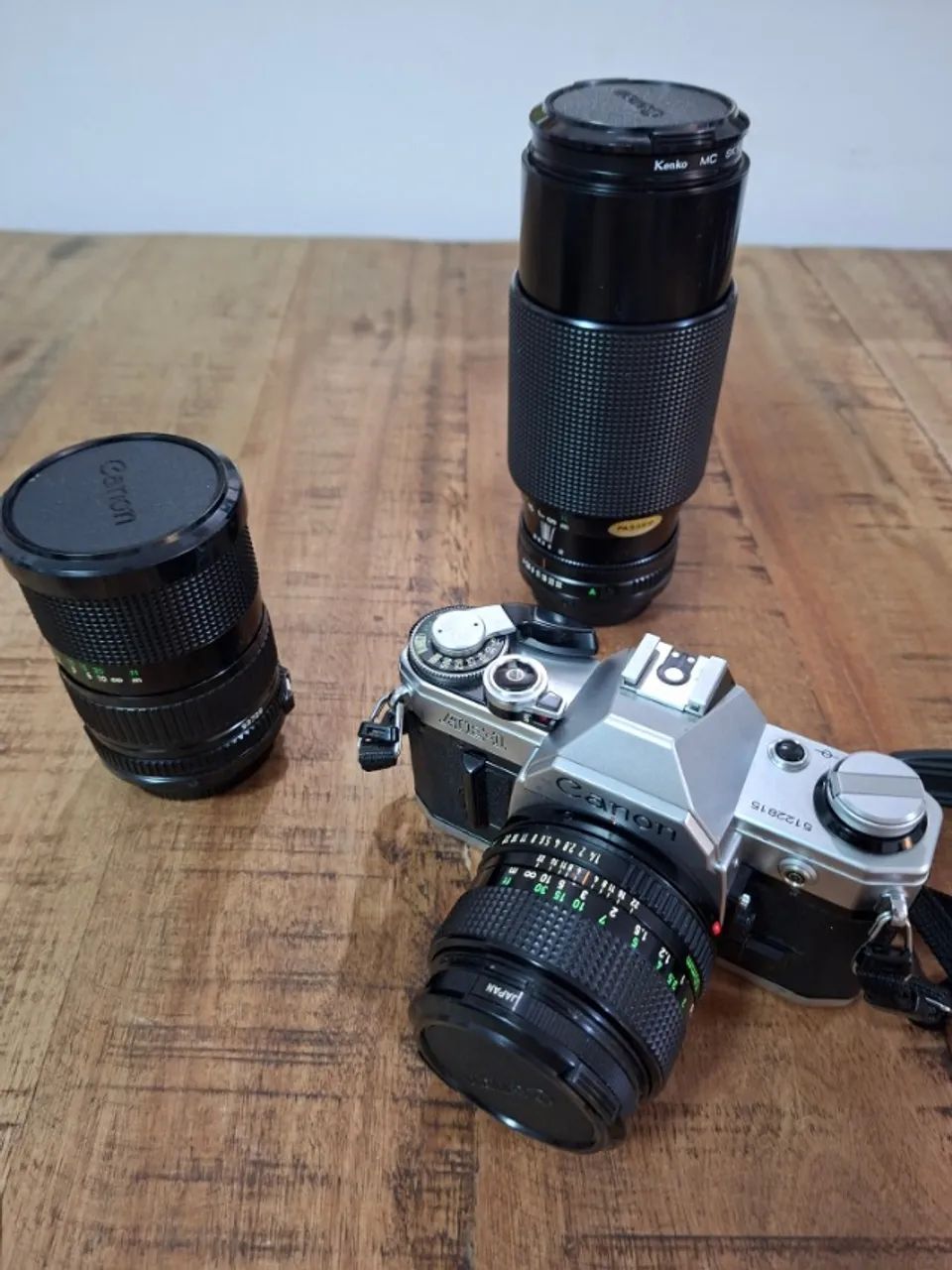Kit Câmera Analógica Canon AE-1 + Lente Canon FD 50mm f/1.4 + 2