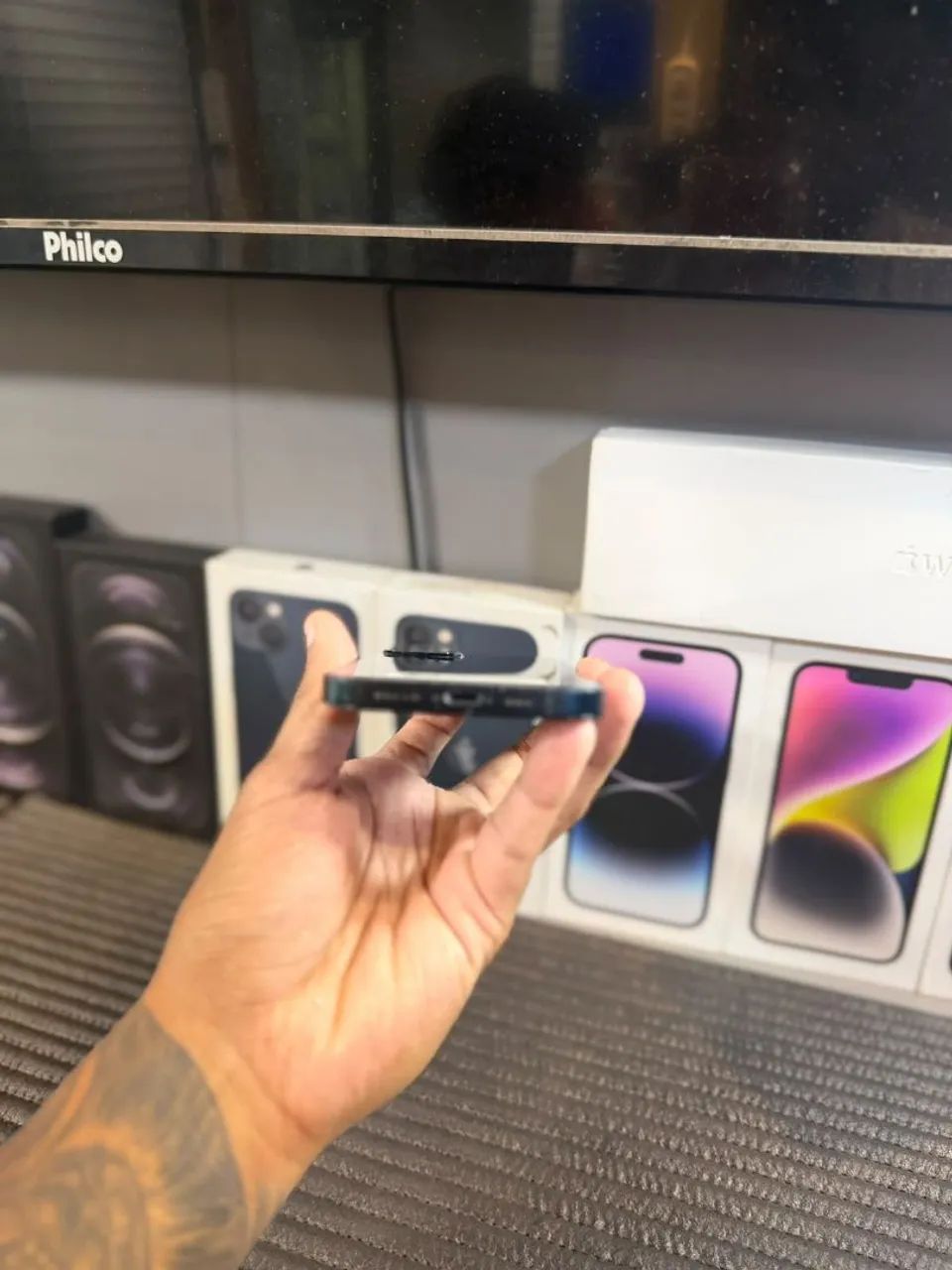 IPHONE 13 128GB<br>R$ 1.899 - Foto 4
