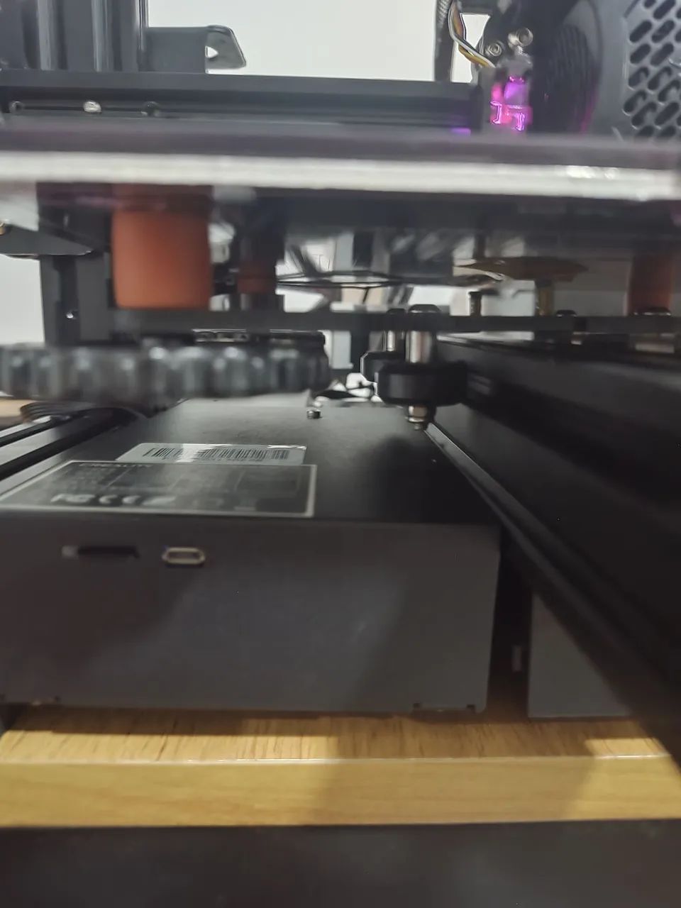 Vendo impressora 3D Creality Ender 3 V2 com Direct Drive - Foto 4