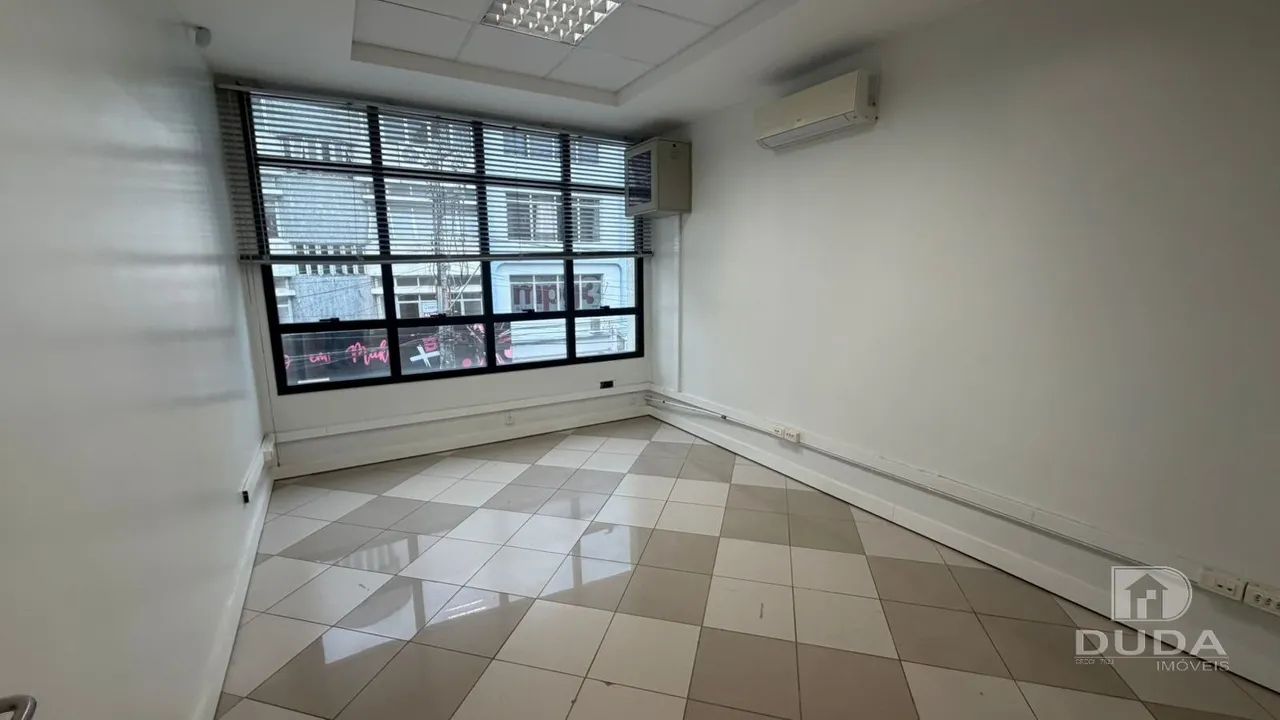 Sala Comercial para Locação no Centro de Criciúma - Foto 3