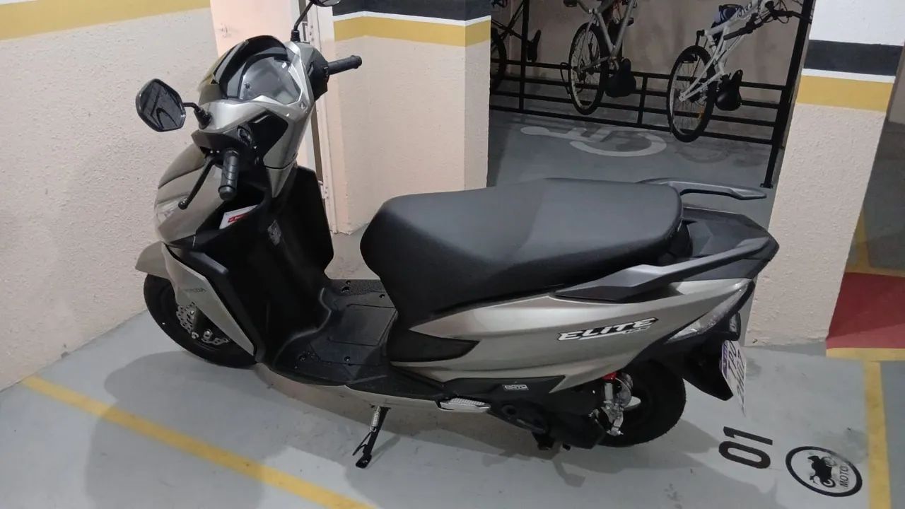 Scooter Honda Elite  - Foto 3