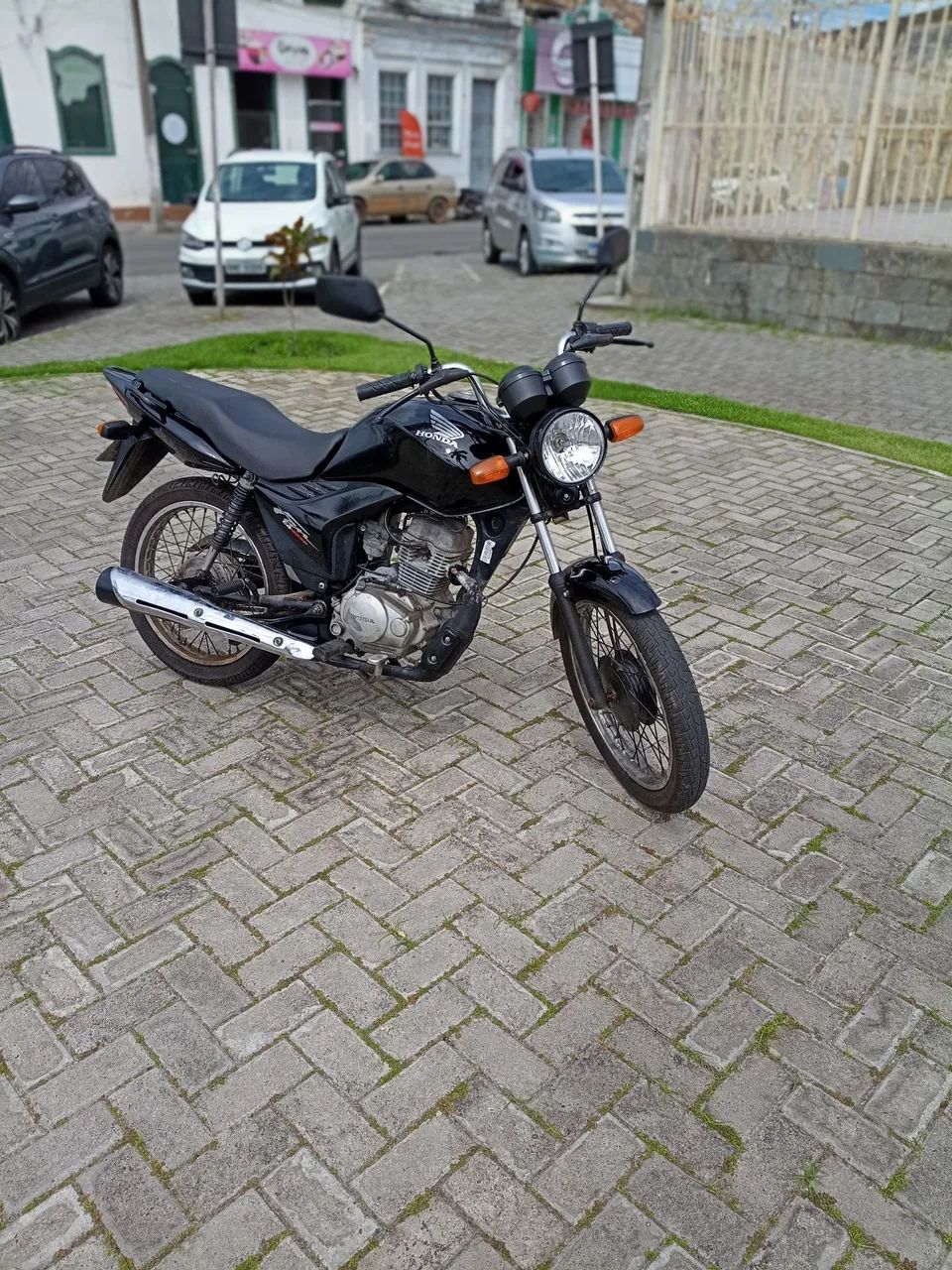 Vende-se CG 125 ES