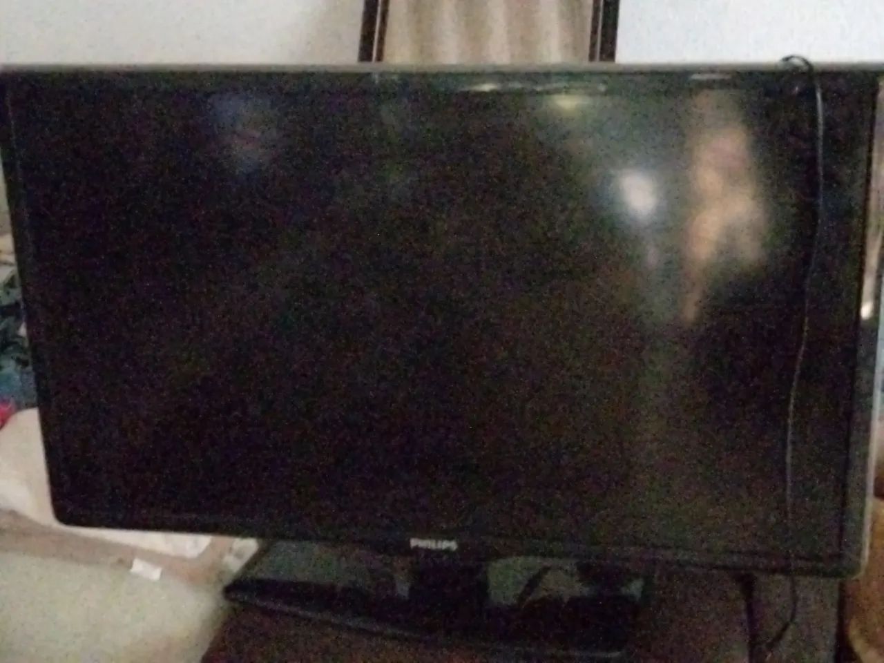 TV com tela quebrada ? para retirada de peças - Foto 2