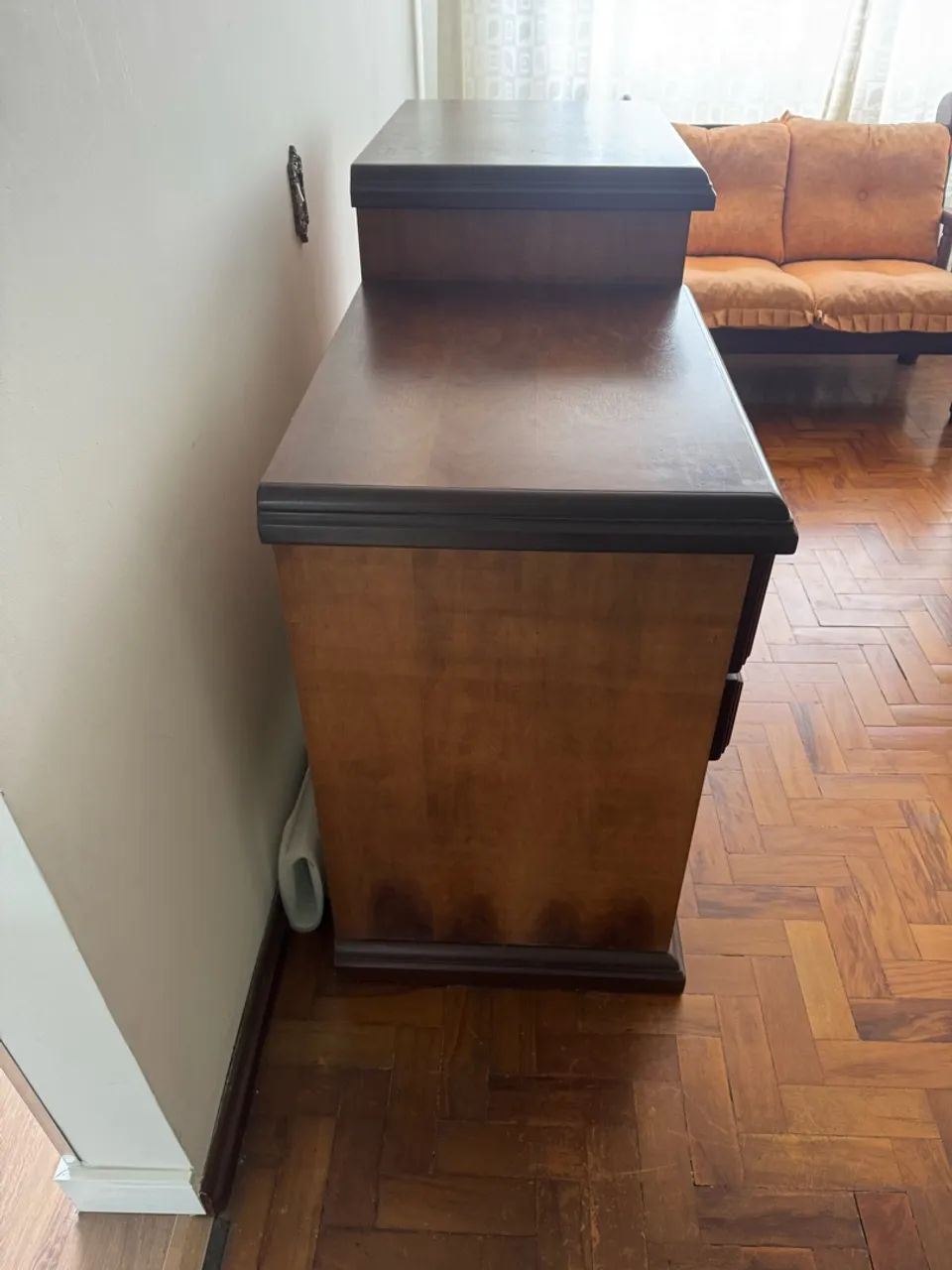 Sofá e rack de madeira  - Foto 3