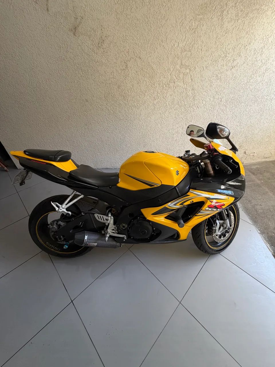 GSX-R 1000 2008 - 1521447773 | OLX