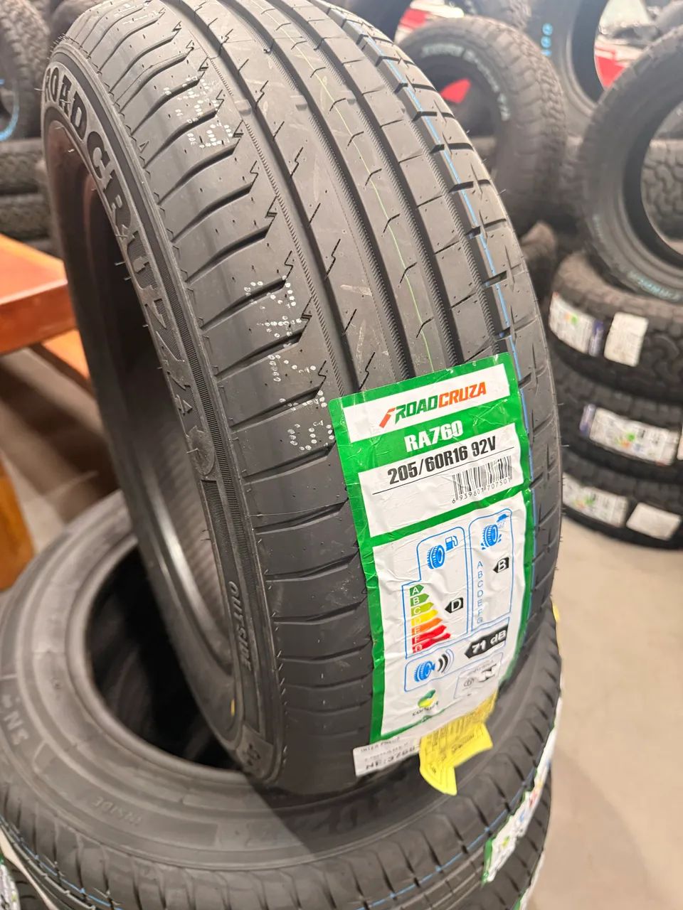 Pneu 205 60R16 Roadcruza - Peças para carros, vans e utilitários