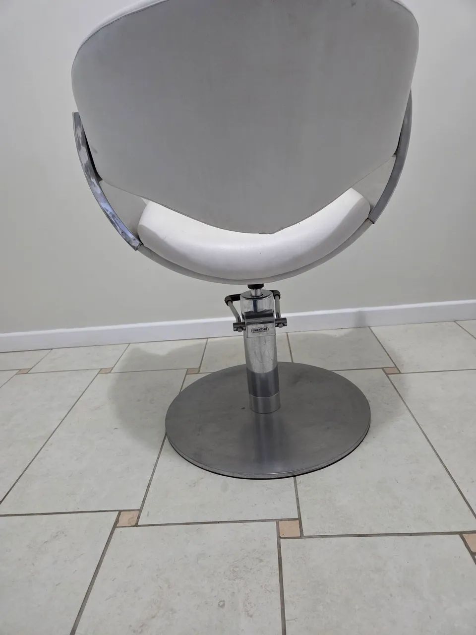 Cadeira ajustável de salão de beleza - Foto 4