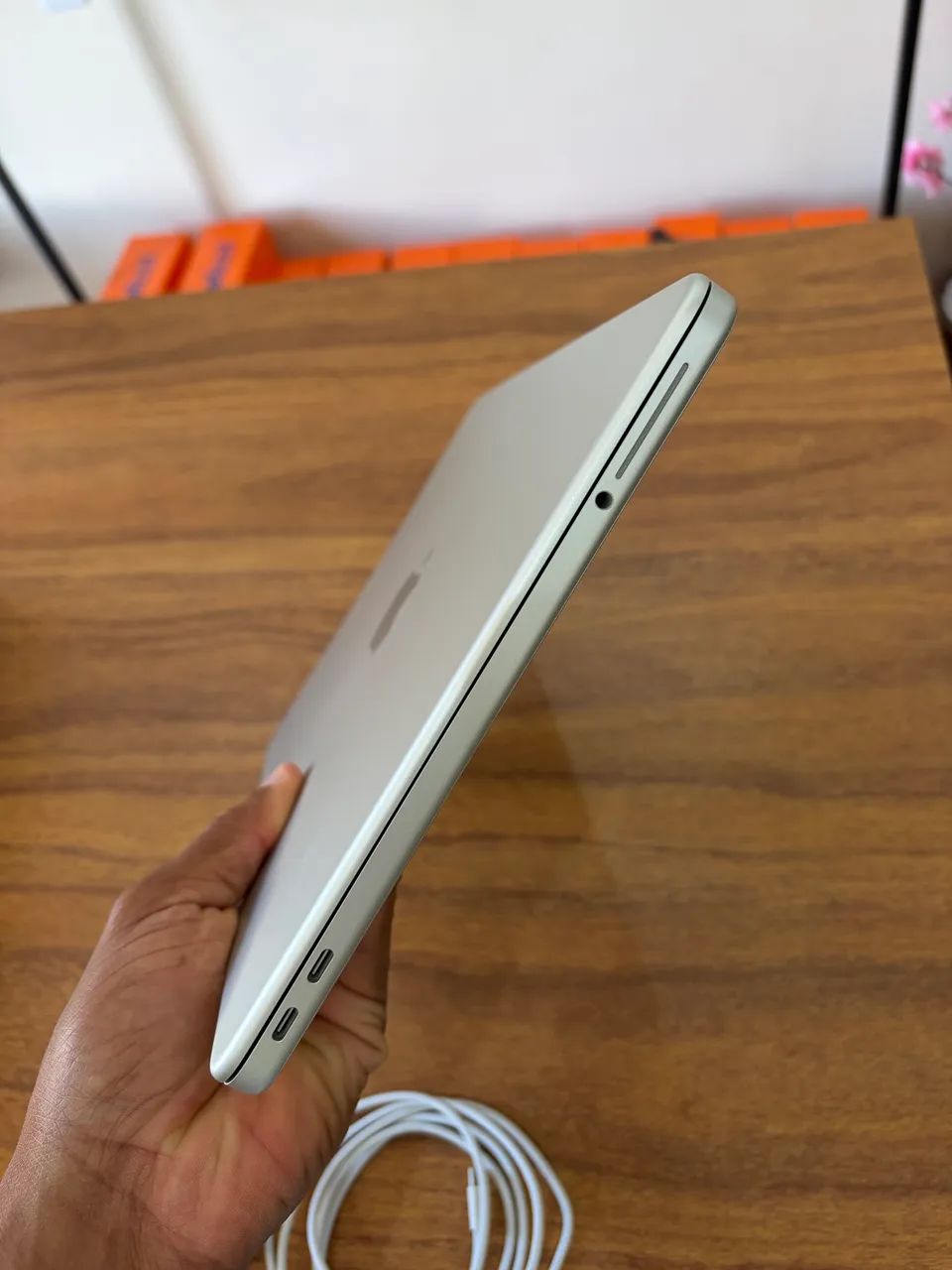 MacBook Neo 8 GB RAM 256 GB | Silver  - Foto 5