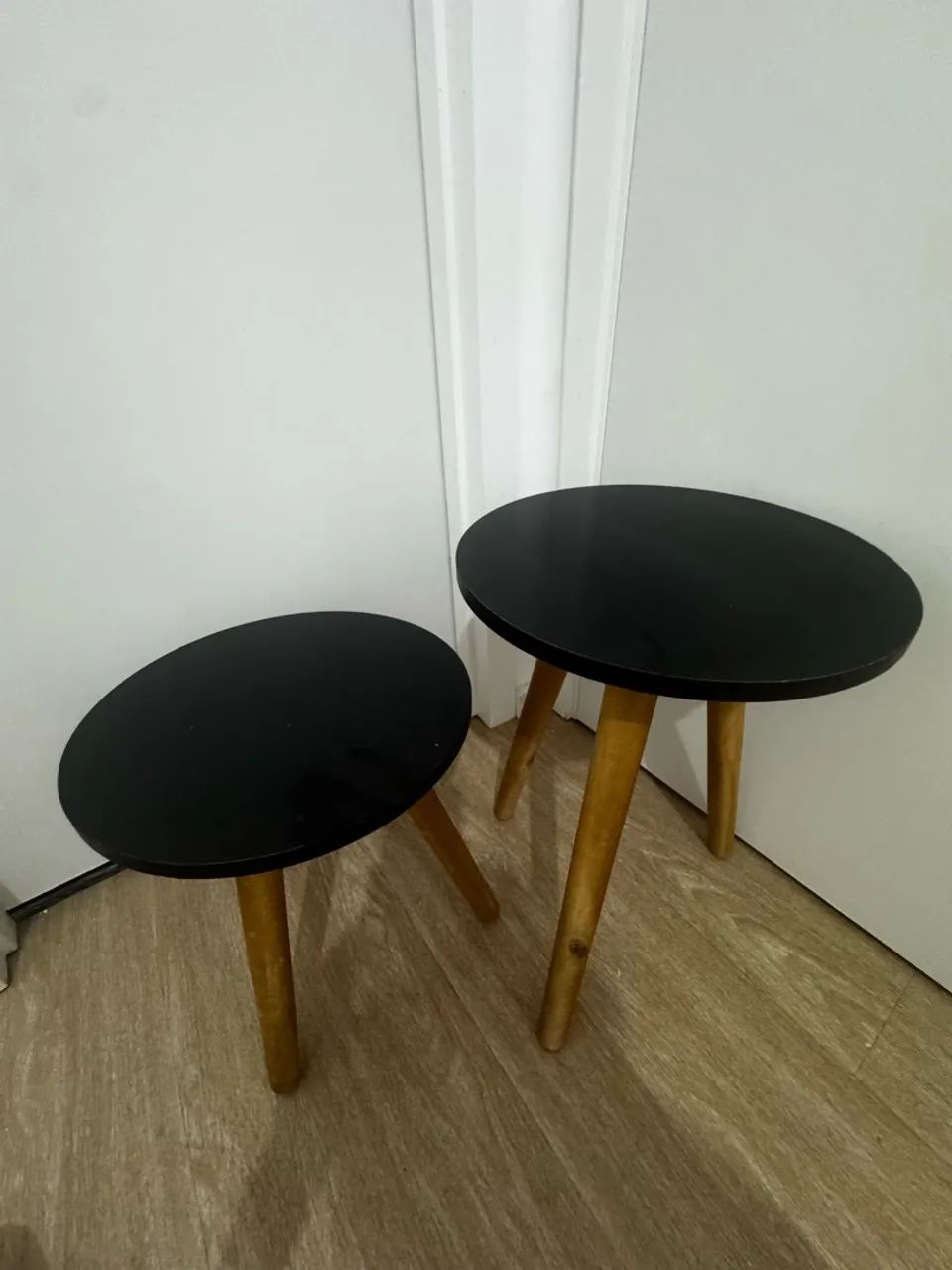 Mesas laterais de apoio  - Foto 2