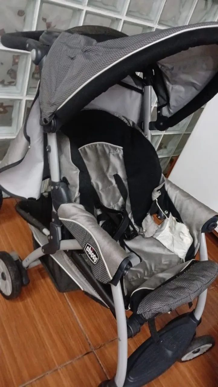 Carrinho de bebê com bb conforto. - Foto 4