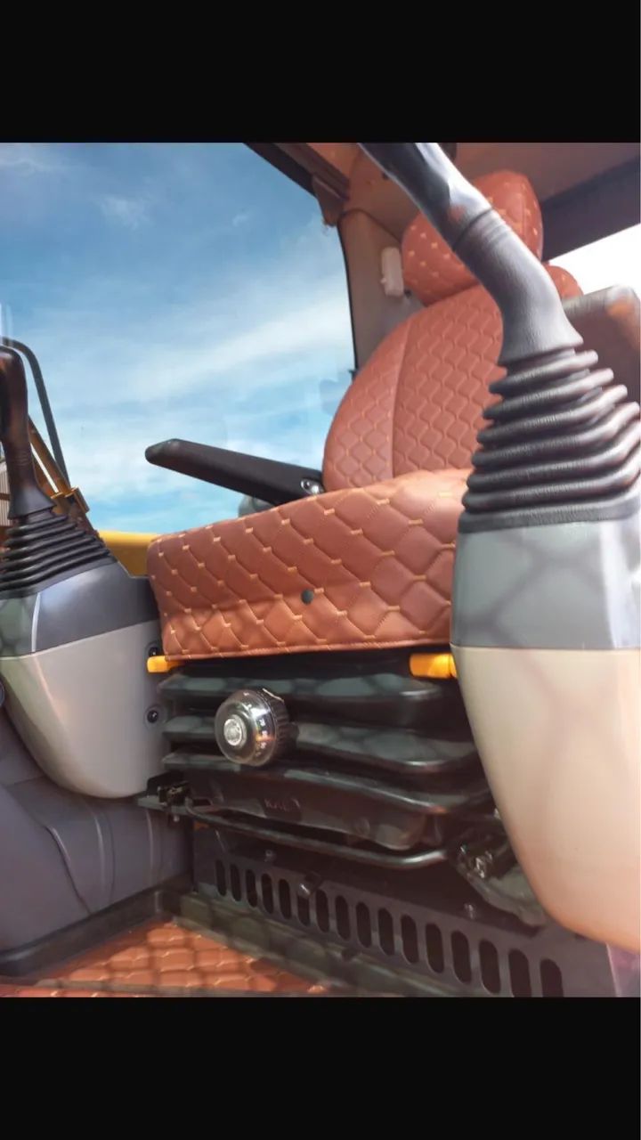 Escavadeira komatsu - Foto 4