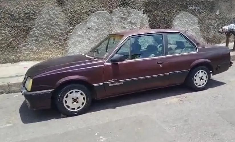 Chevrolet Monza Sl/e SR 2.0 2000 - Foto 2