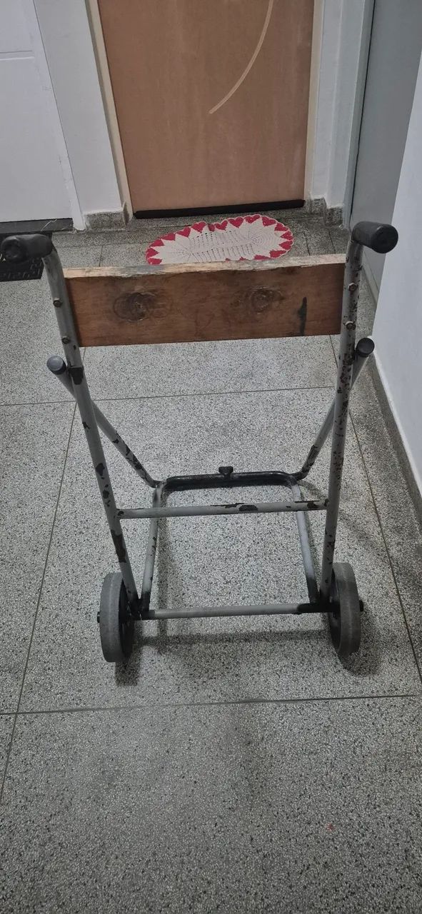 Carrinho para Motor de Popa - Foto 2