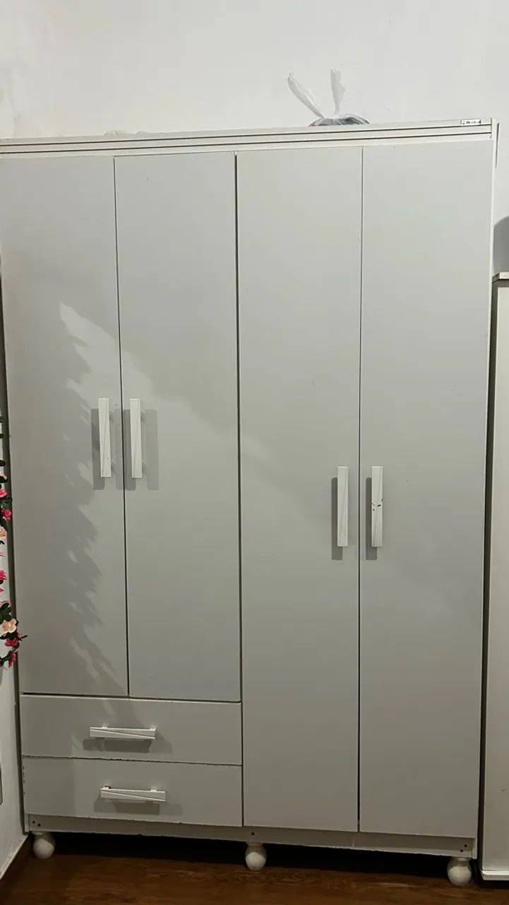 Guarda-roupas 