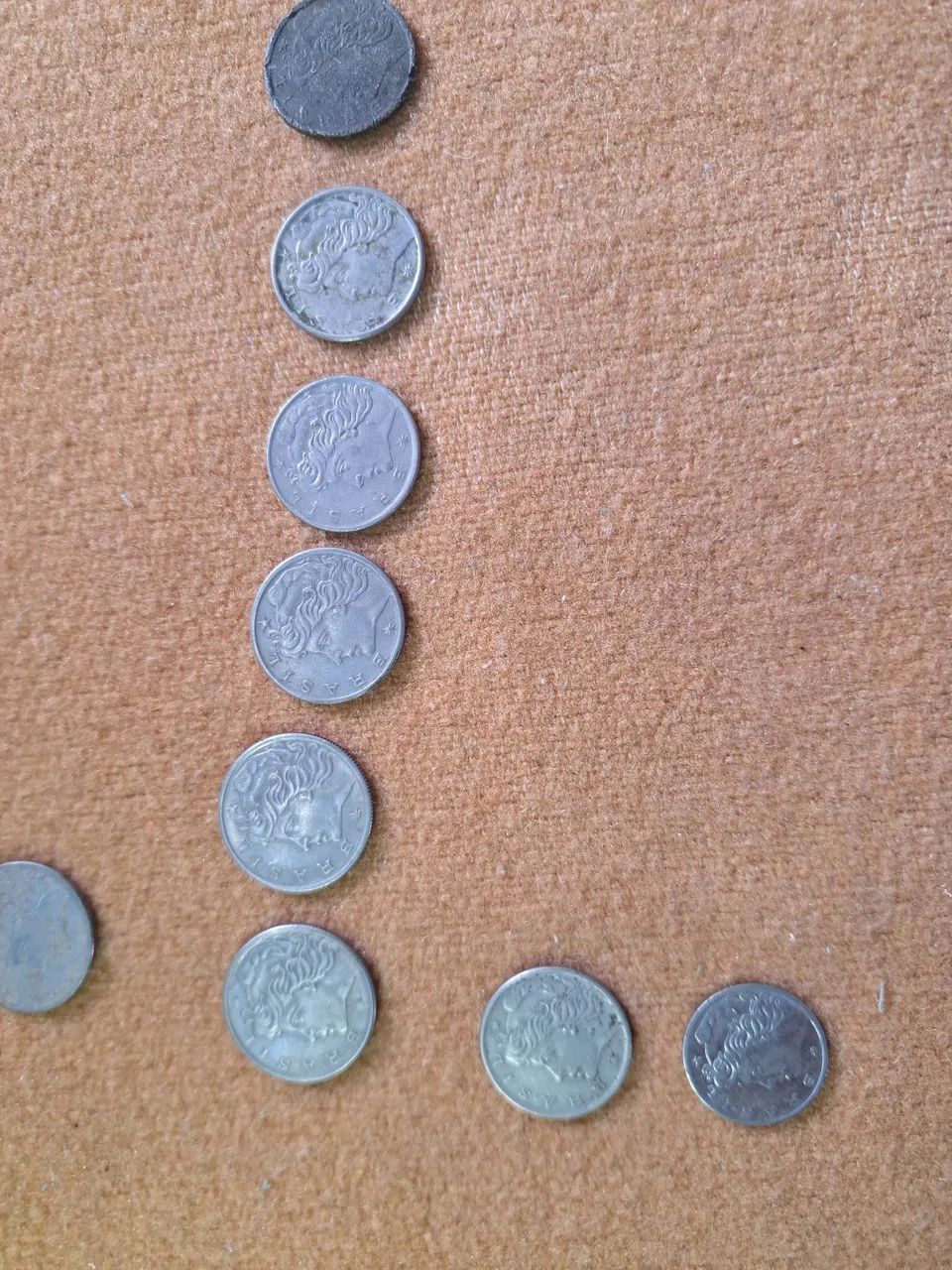 Moedas antigas anos 70 - Foto 2