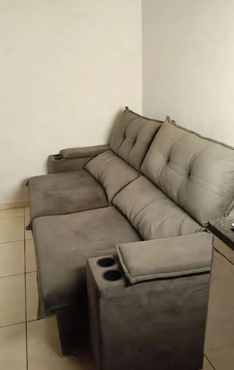 Sofá retrátil 3 lugares
