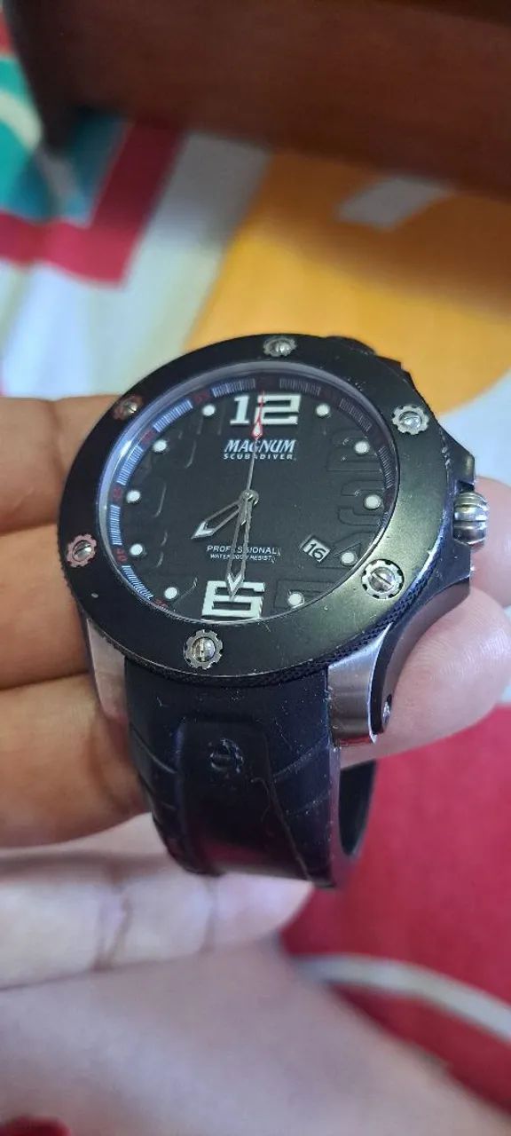 Vendo RELÓGIO MAGNUM DIVER PROFESSIONAL  - Foto 3