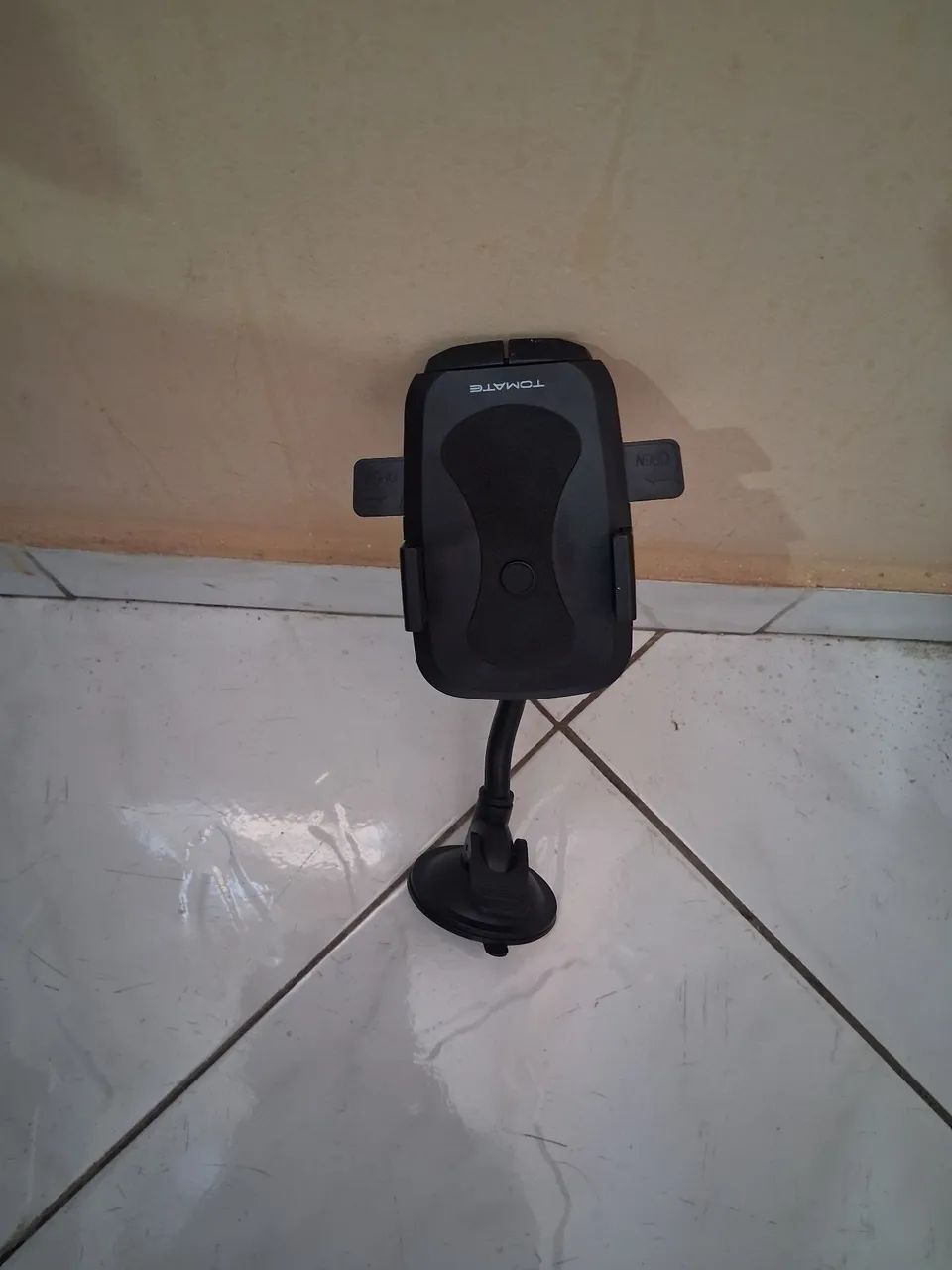 Suporte para celular tomate semi novo - Foto 4