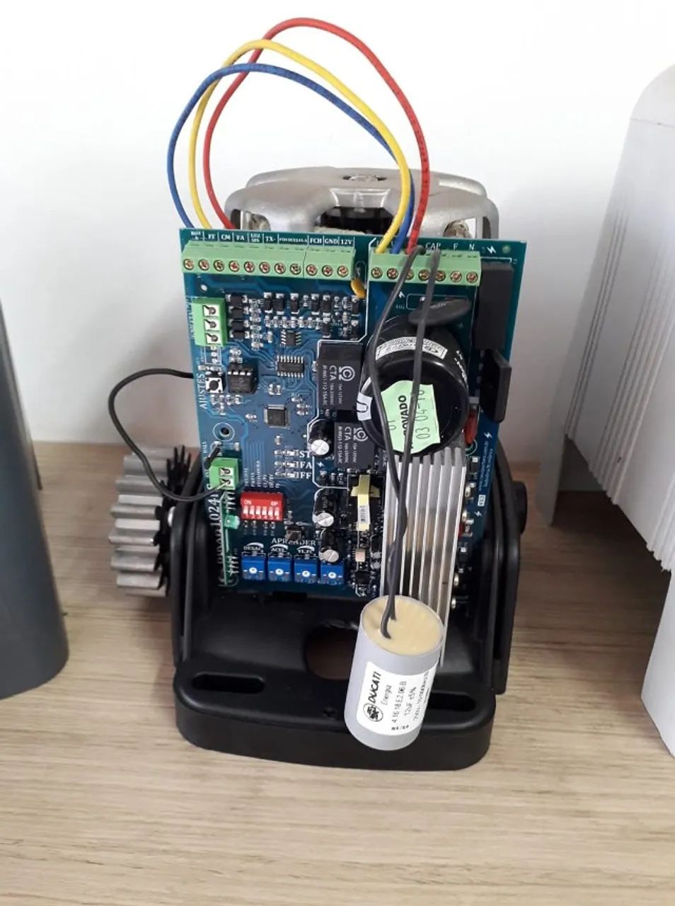 Segurança Eletrônica e Controle de pragas 
