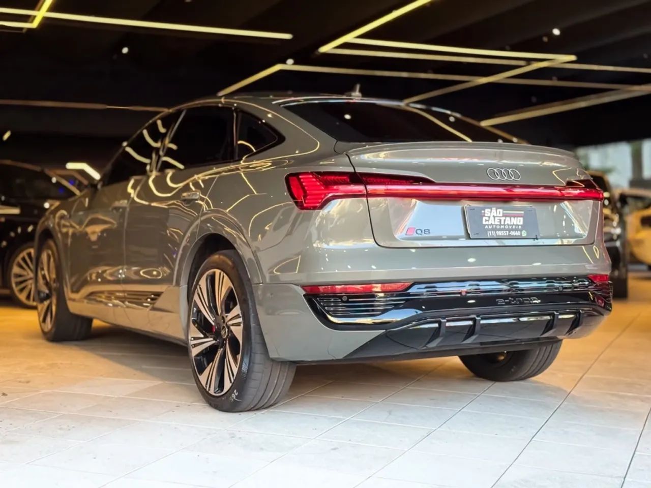 Audi Q8 E-tron Performance Black (elétrico) 2024 - Foto 5