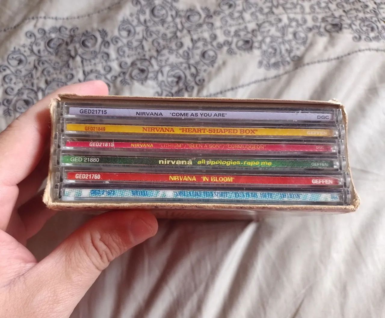 Box Set de Singles do Nirvana 1995 importado  6 cds - Foto 2