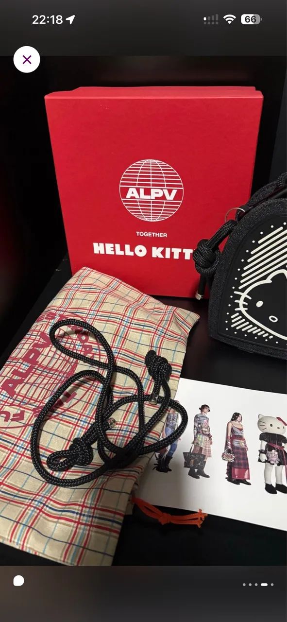 Bolsa Alexandre pavão X Hello kitty APL  - Foto 3
