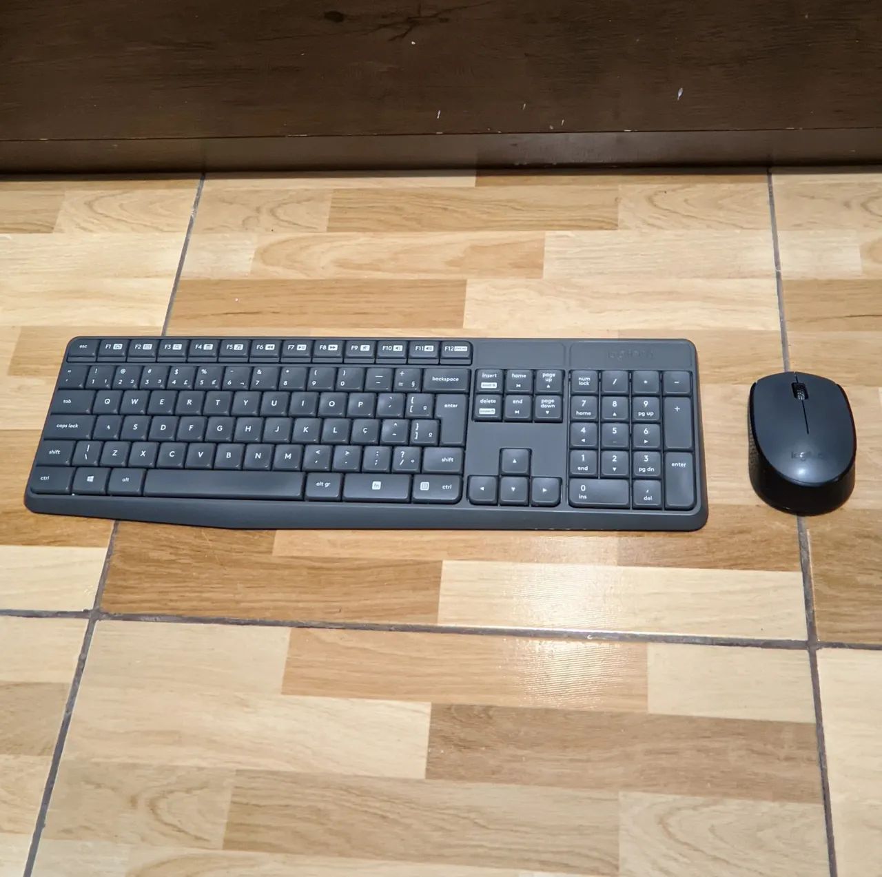 Kit Teclado e mouse sem fio Logitech