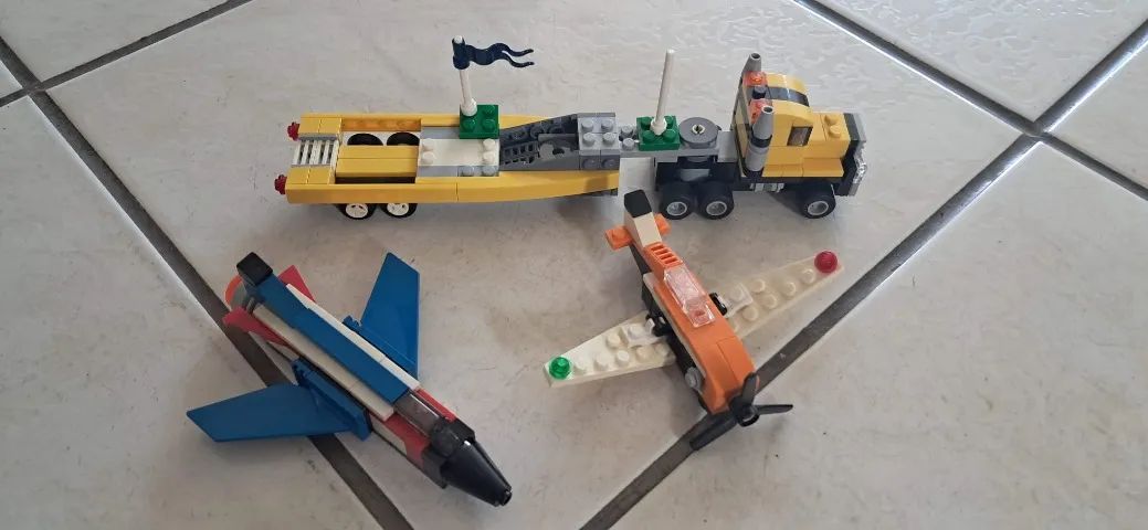 Lego Creator 3 em 1 - 248 peças - c/ manual