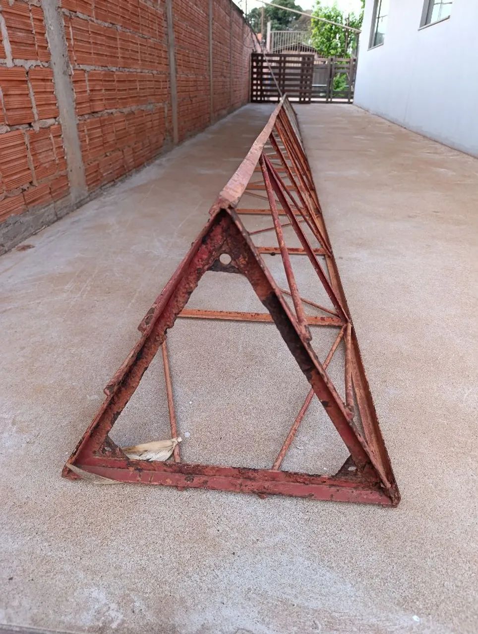 Torre de Antena para rádio px rádio amador internet e outros
