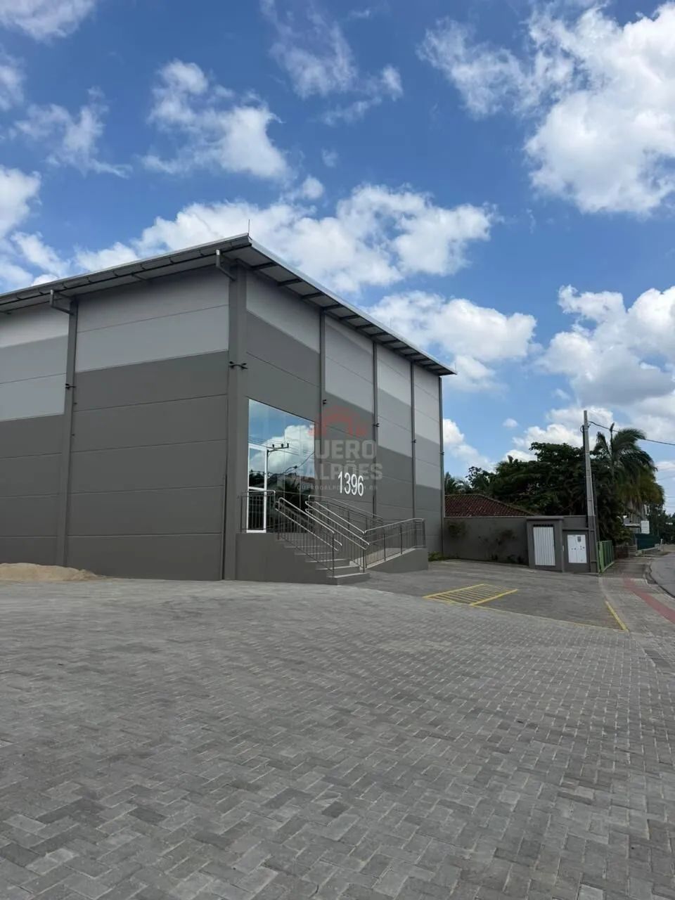 GALPÃO DE 600M² NOVO PARA ALUGAR EM BRUSQUE