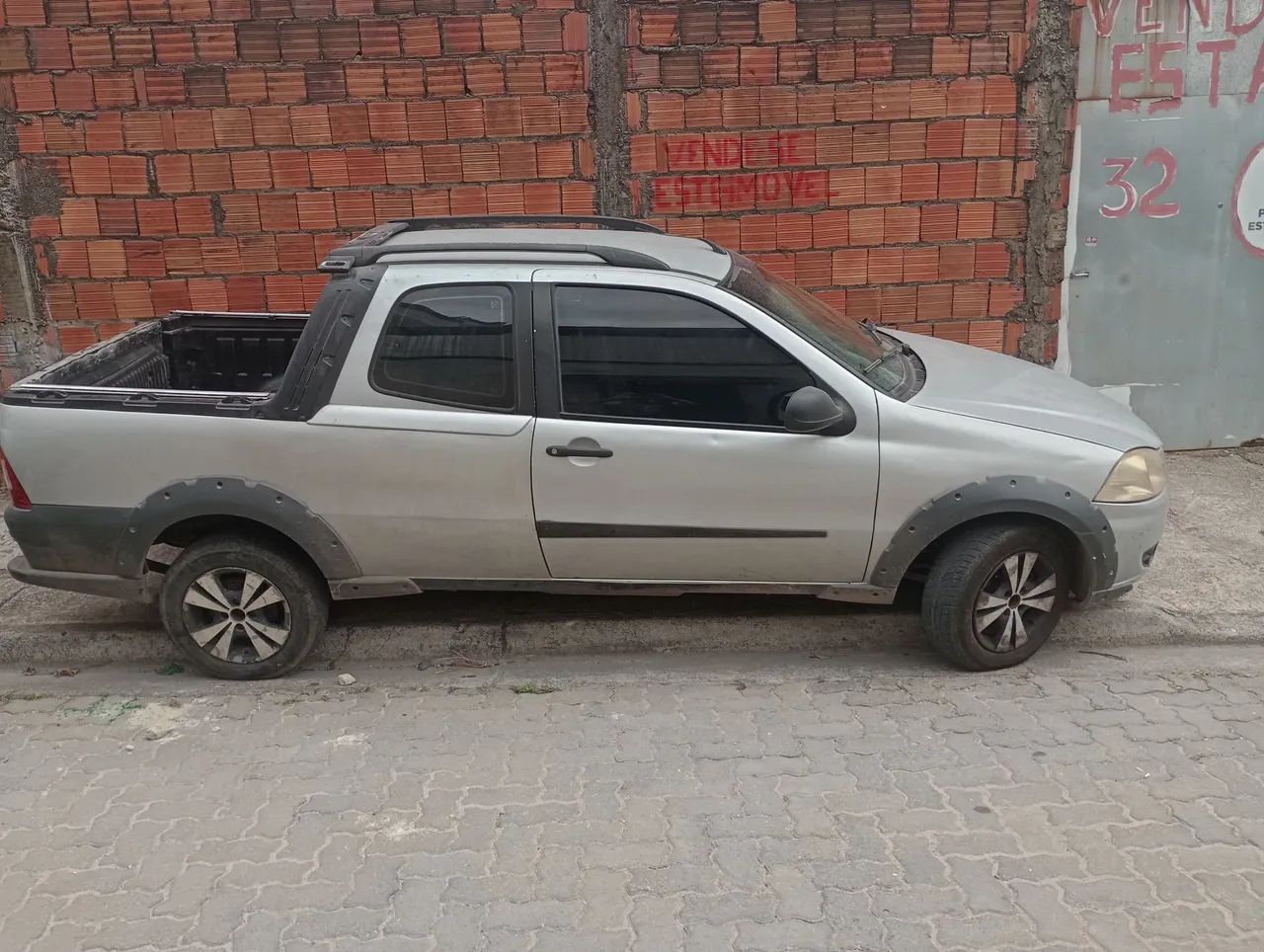 Fiat Strada Working 1.4 MPI Fire Flex 8V CD 2013 - Foto 4