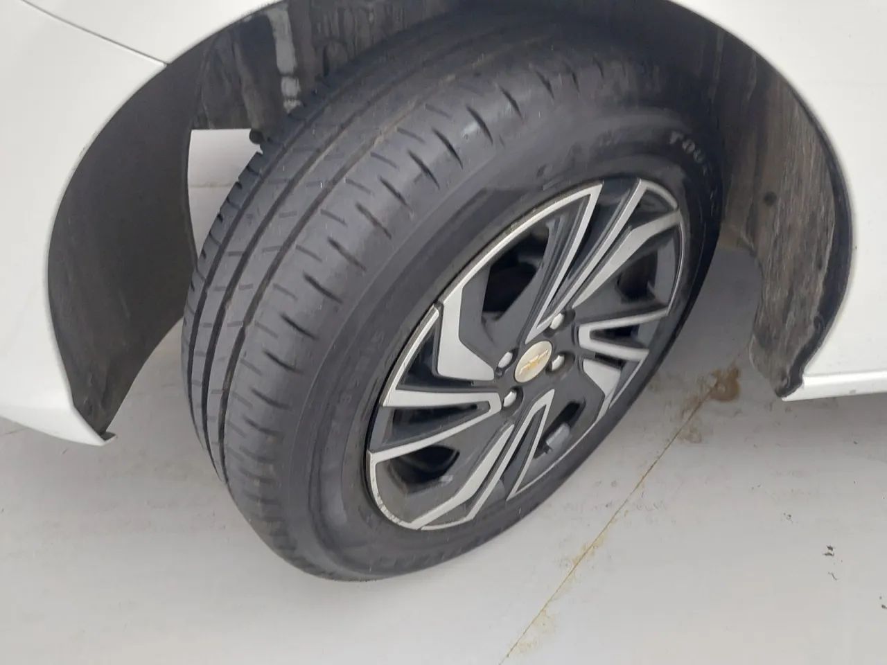 Chevrolet Onix Hatch 1.0 12V Flex Mec. 4P, foto 11 de 18