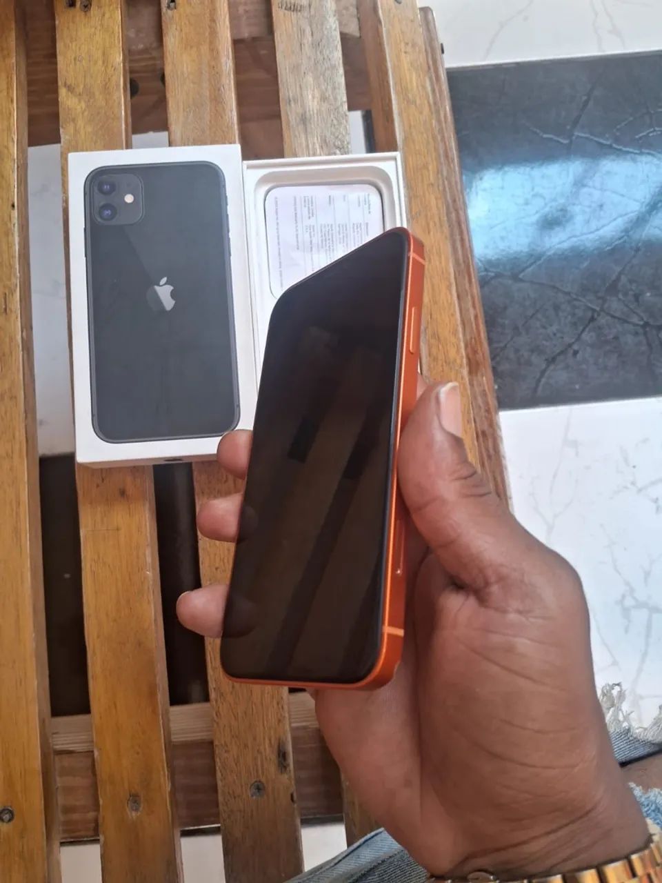 iPhone 11 na caixa 128gb sabor 17 pro Max  - Foto 3