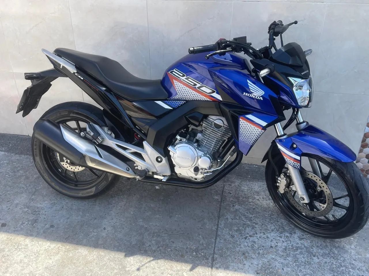 HONDA CB  TWISTER 2022 - Foto 3