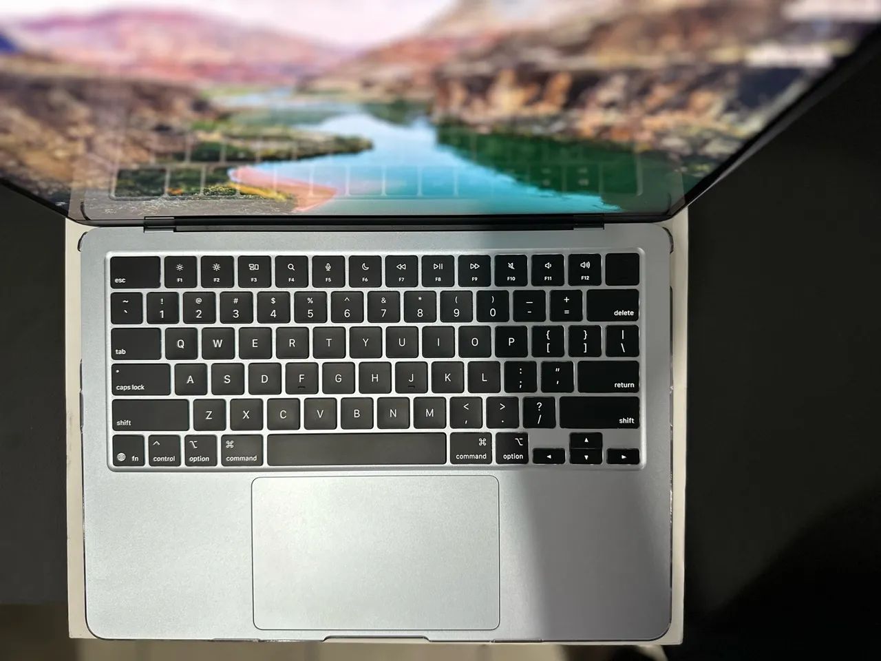 MacBook Air M4 13 Polegadas Sky Blue 16GB 256GB - Bateria 100% - Garantia 2027 - Foto 4