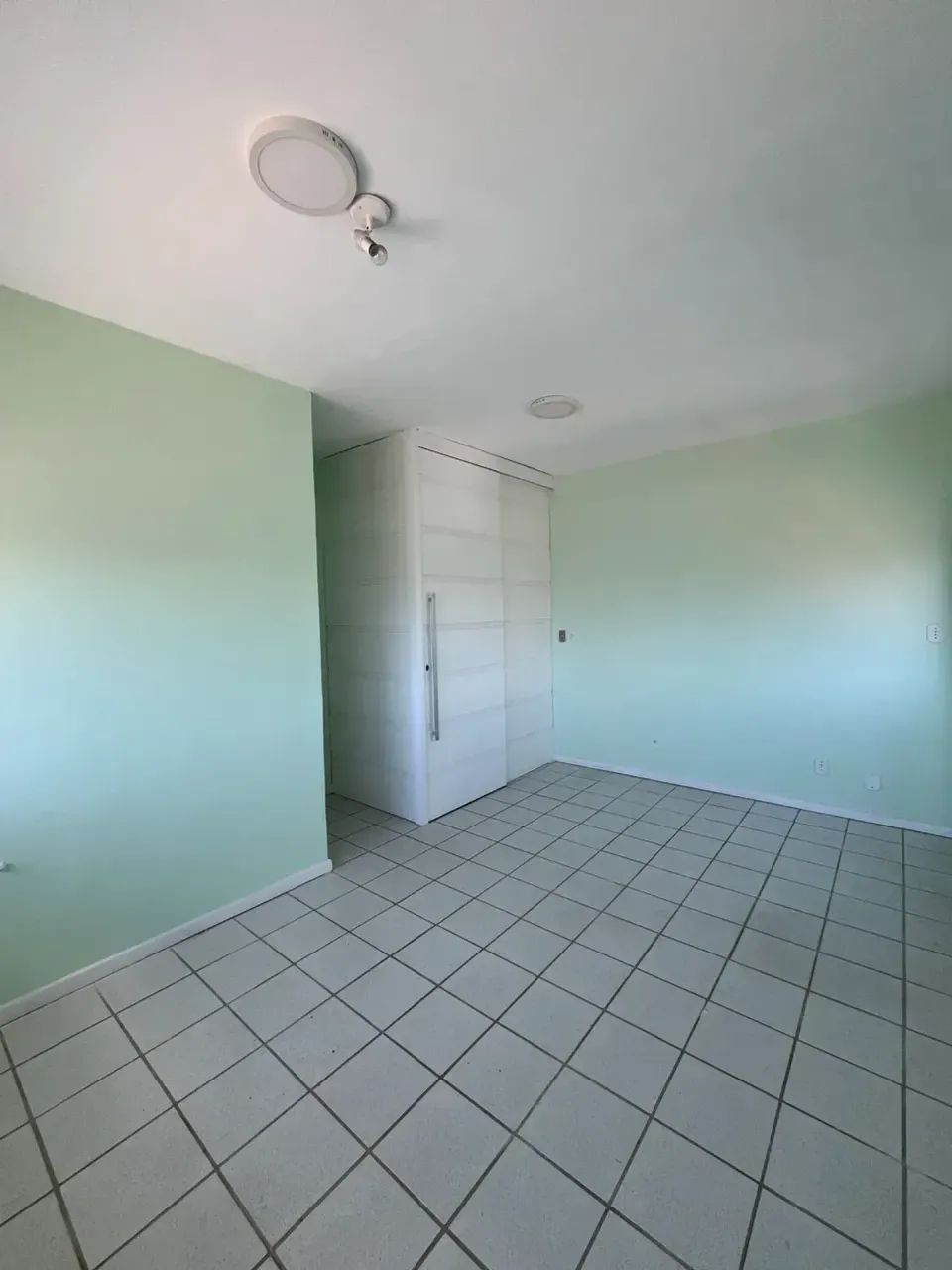 Sala para alugar no Edifício Clinical Center, bairro Centro. - Foto 4