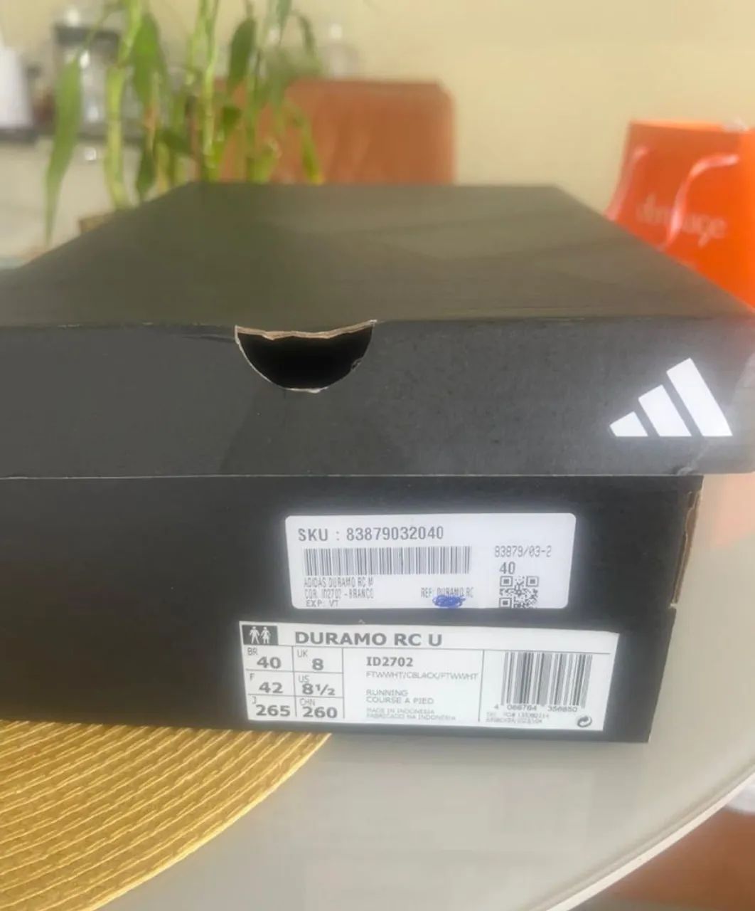 Tênis Original da Adidas número 39 40 - Foto 2