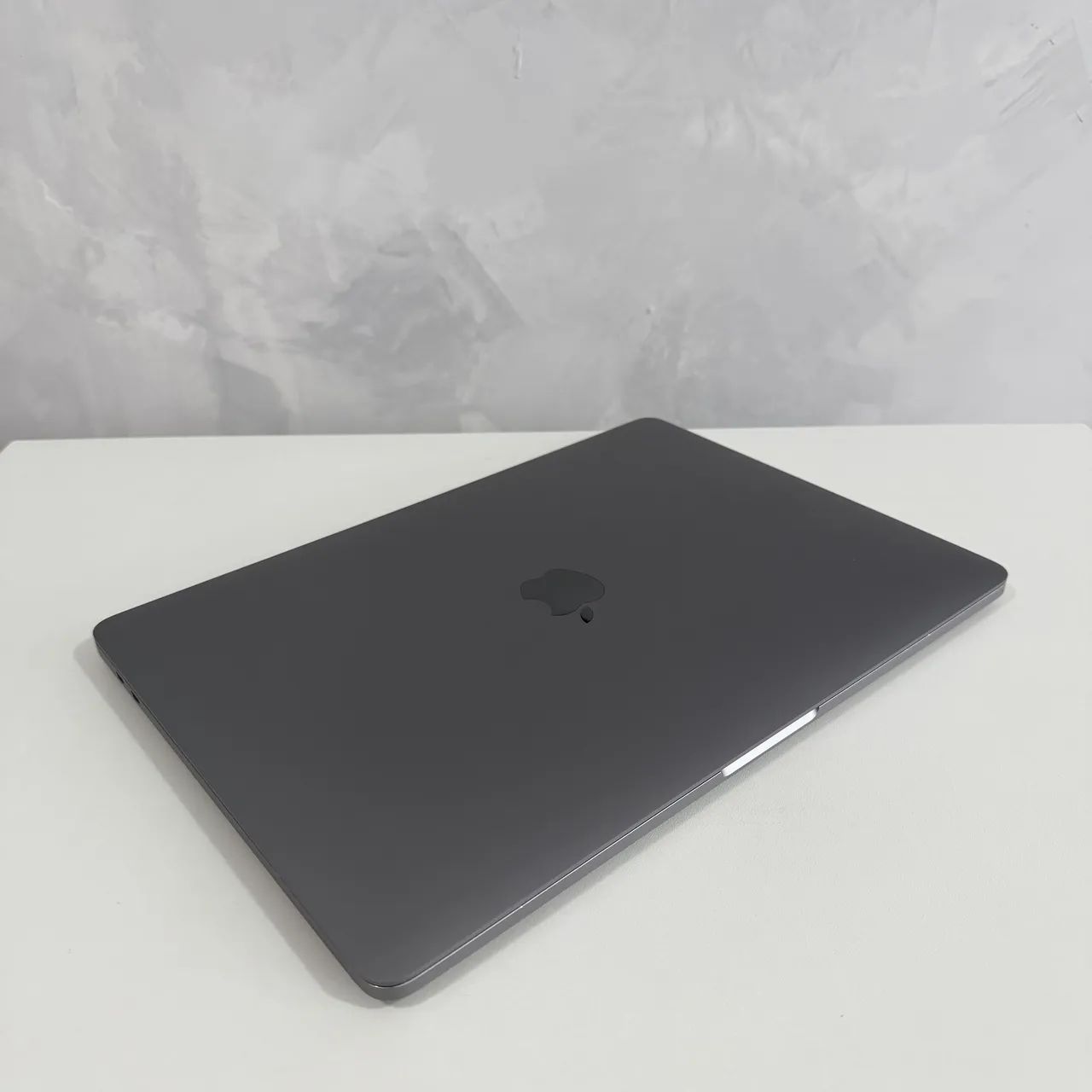 MACBOOK PRO CHIP M2, 16 GB RAM, 1 TB, TOUCH ID, TOUCH BAR, 13,3