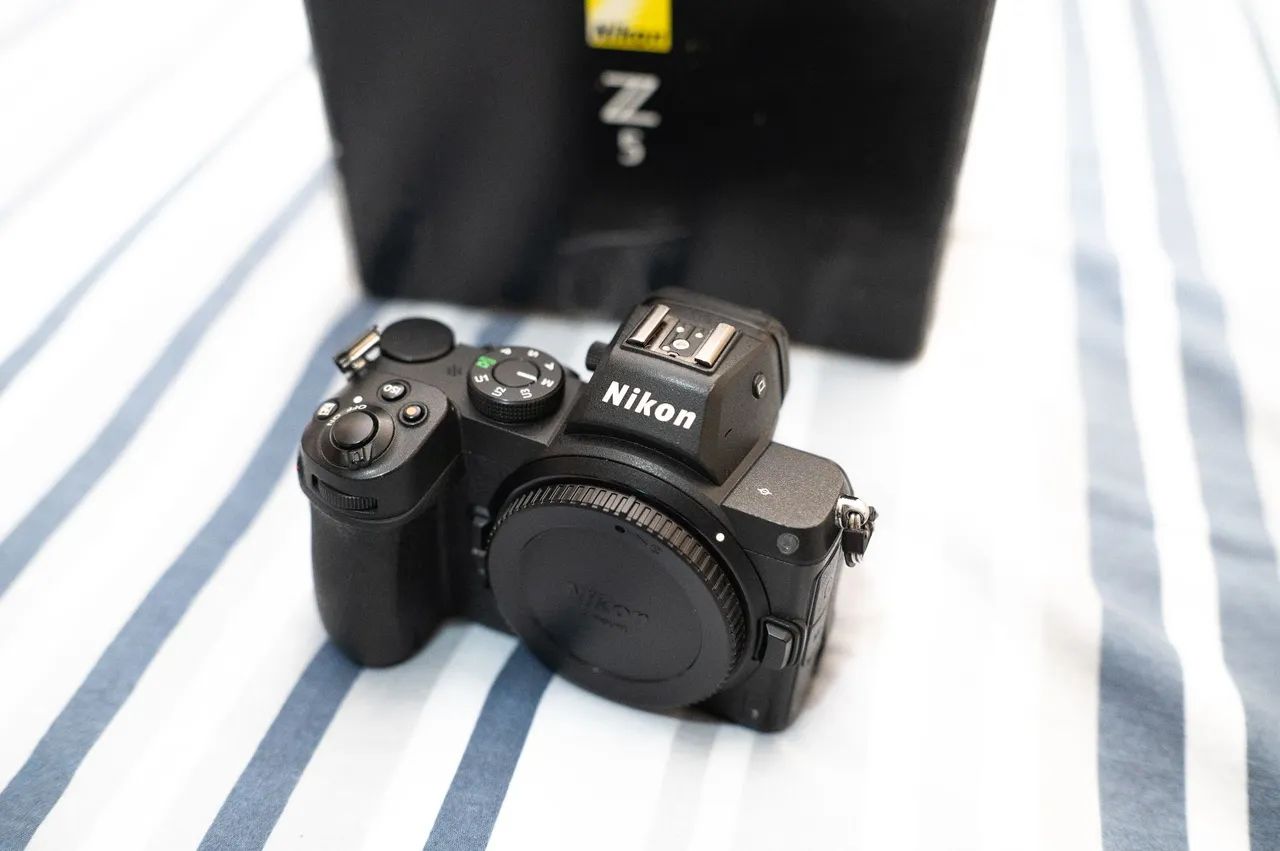 Câmera Nikon Z5 com 67k de cliques - Foto 2