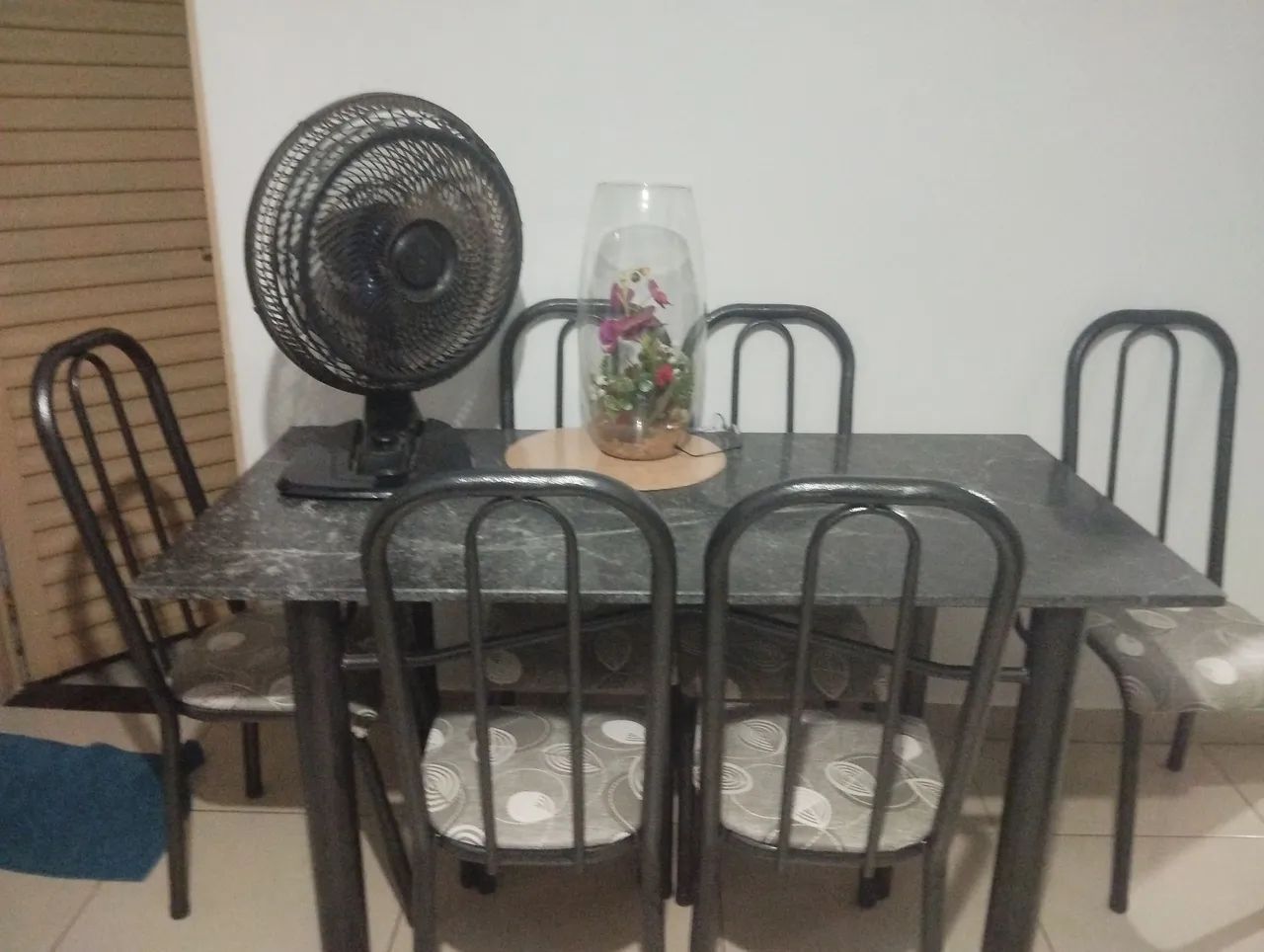 Mesa 6 cadeira 