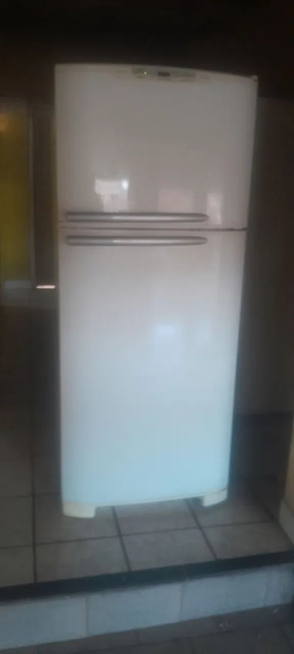 Geladeira Electrolux df47 440 l - Foto 5