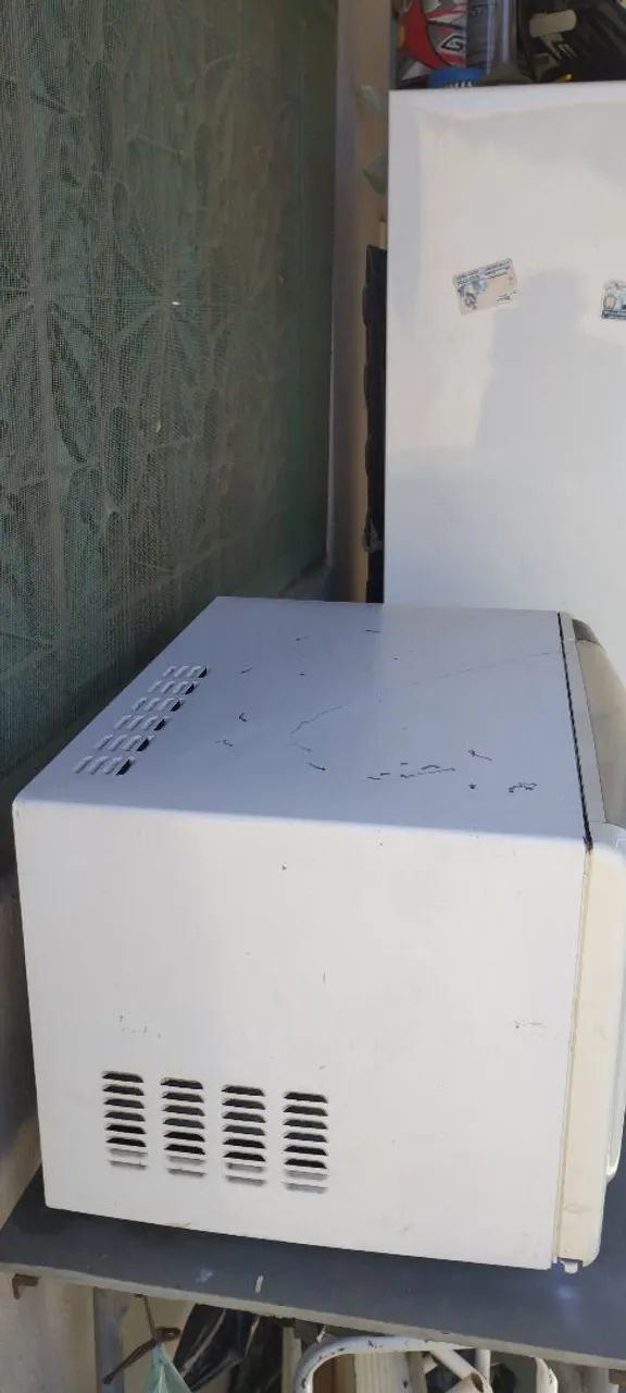 Microondas Eletrolux 31 litros  - Foto 2