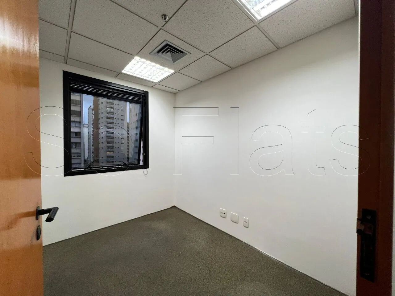 The First Office Lorena, sala comercial contendo 30m² e 01 vaga de garagem. - Foto 4