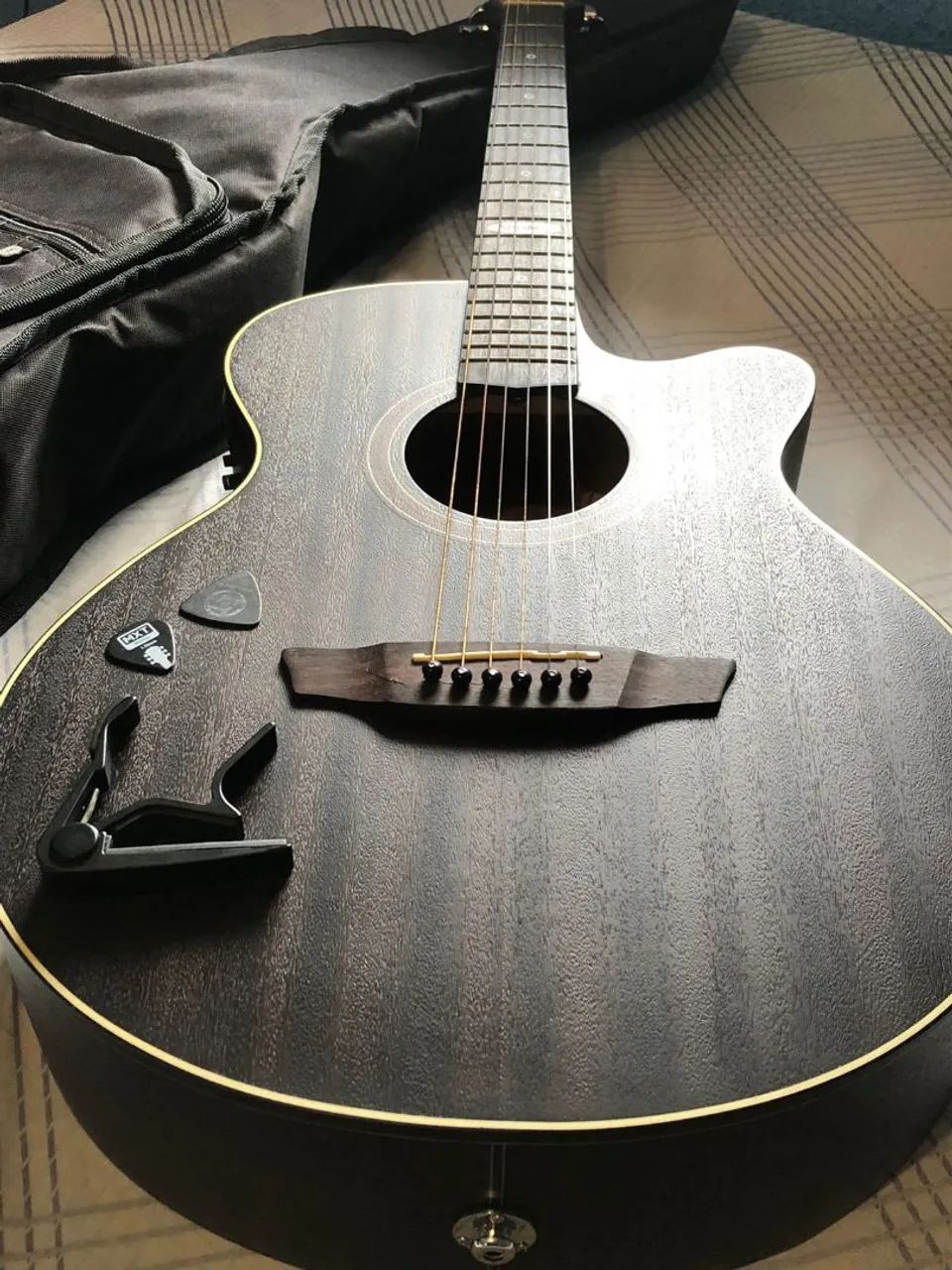 Vende se Violão Steinberg  - Foto 2